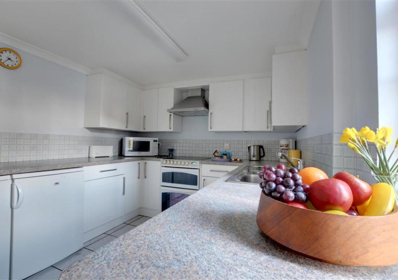 Royal Tunbridge Wells Vacations - Stable Mews Cottage - Property Image 16