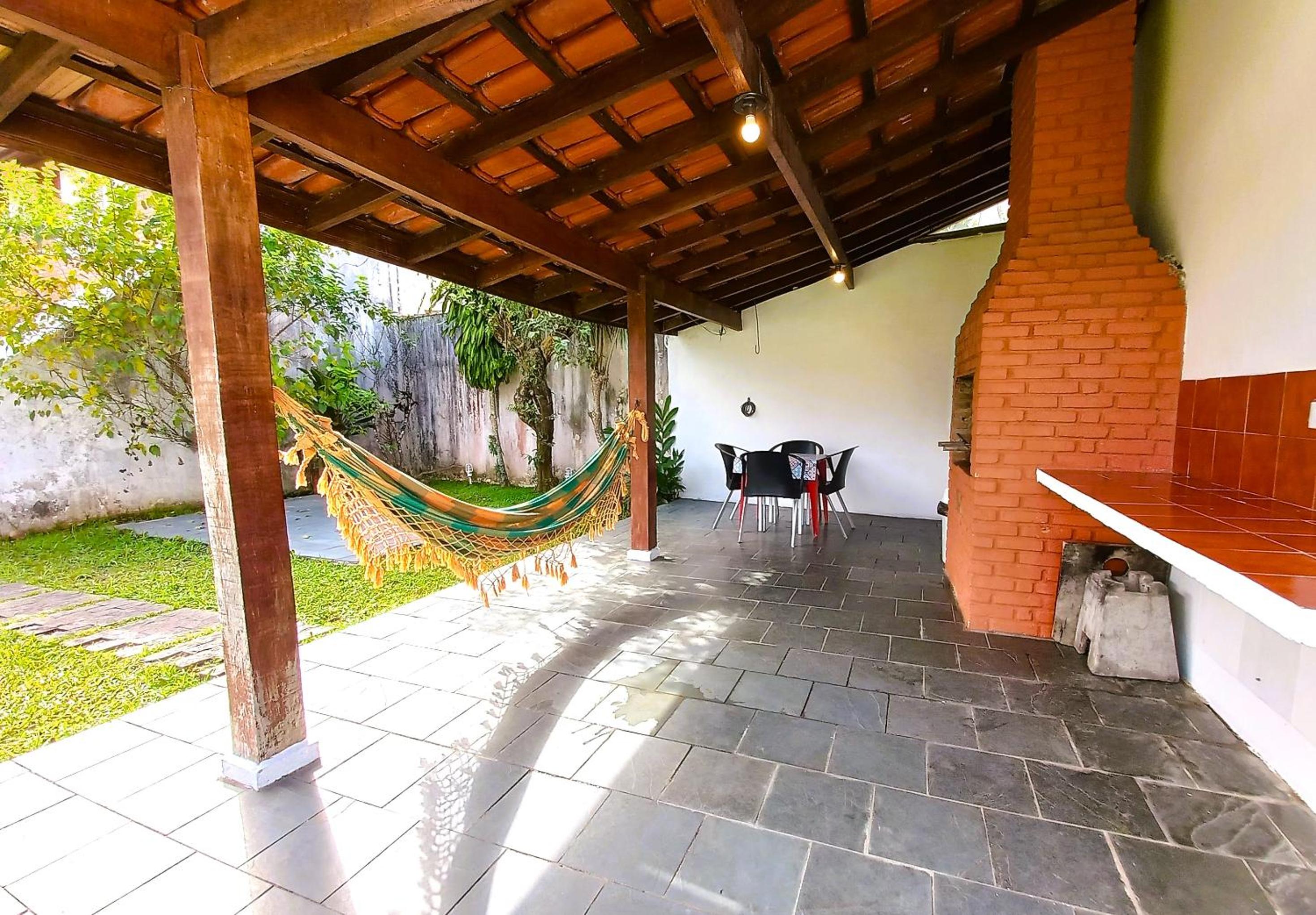 Casa Jardim com 5 quartos em Ubatuba