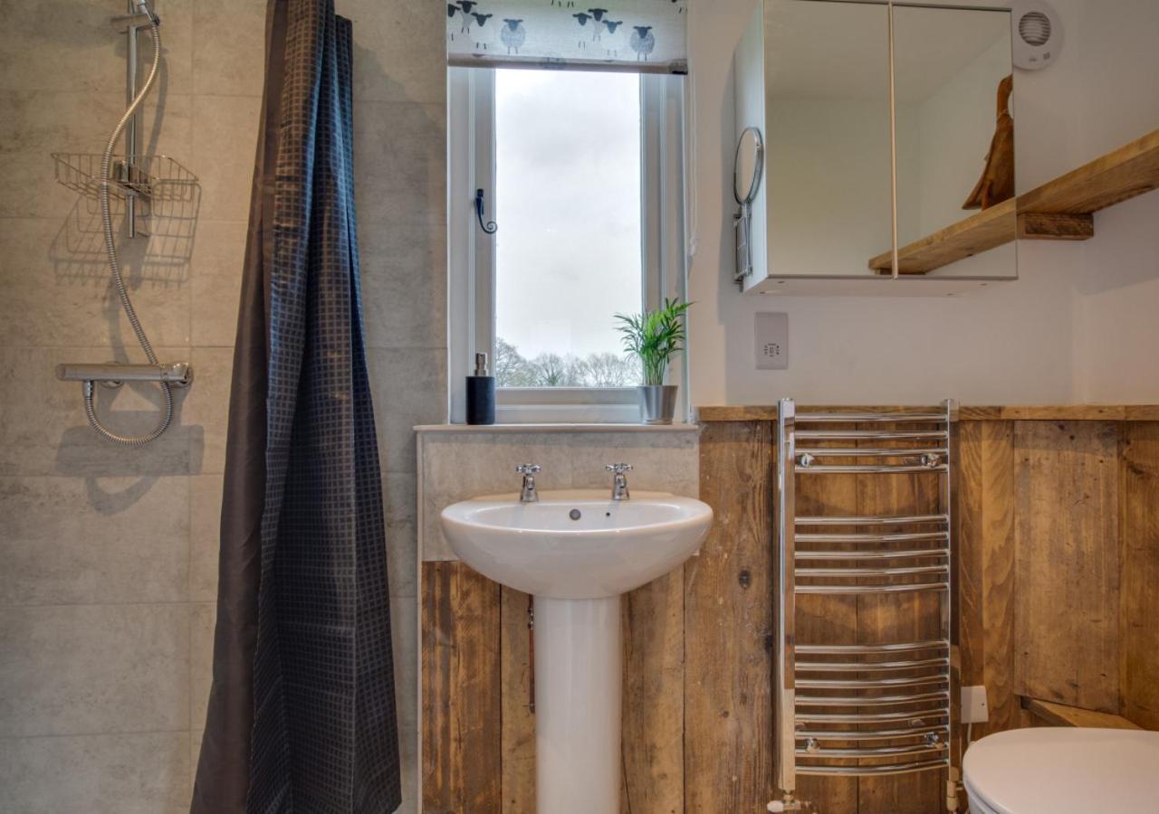 1 Bed in Biddenden oc-cb660 view 4