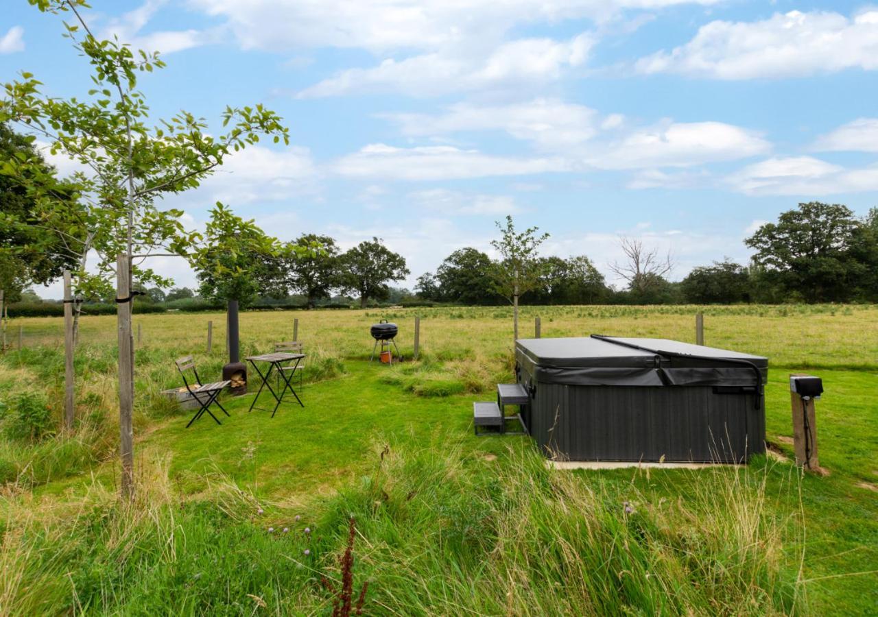 1 Bed in Biddenden oc-cb660 view 5