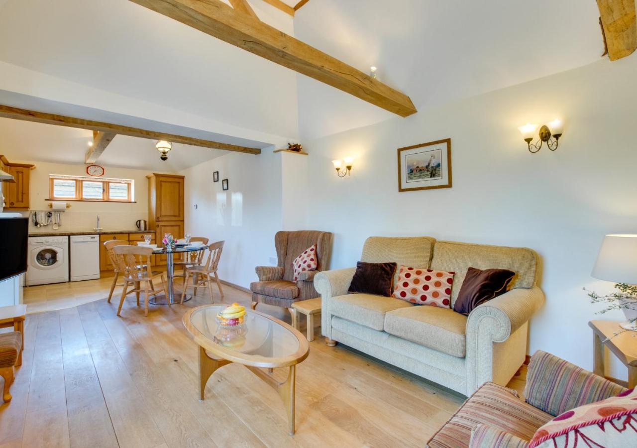 2 Bed in Nr Hailsham oc-sx912 view 4
