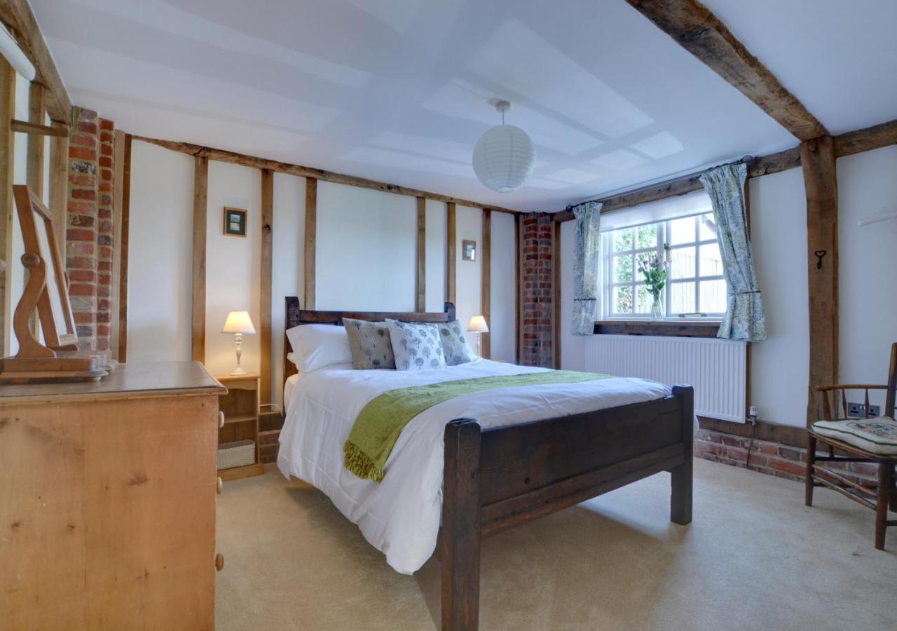 1 Bed in Tenterden oc-tn621 view 2