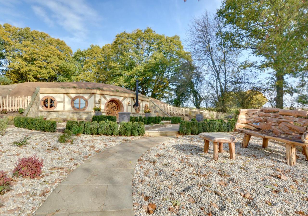 Vineyard Hollow