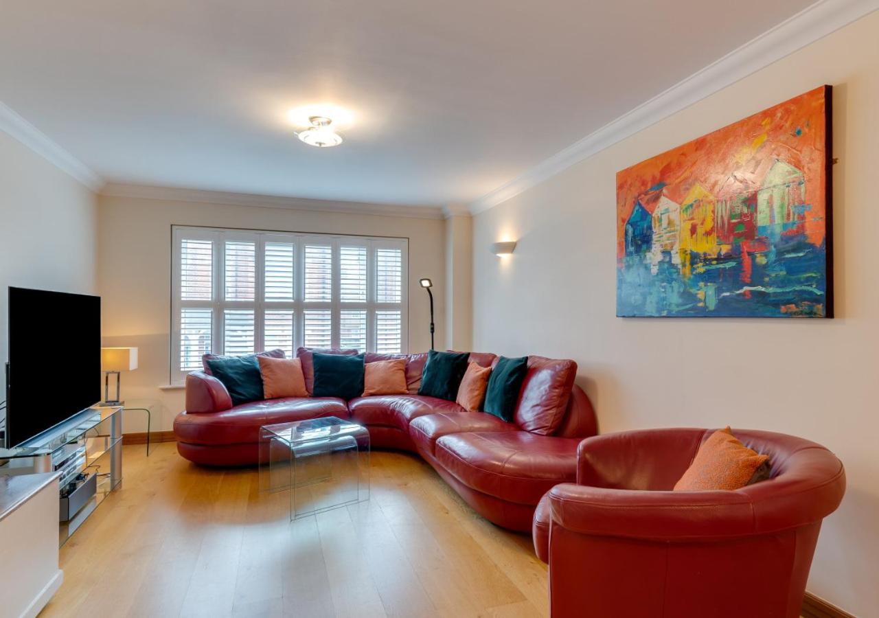 4 Bed in Broadstairs oc-ek149 view 2
