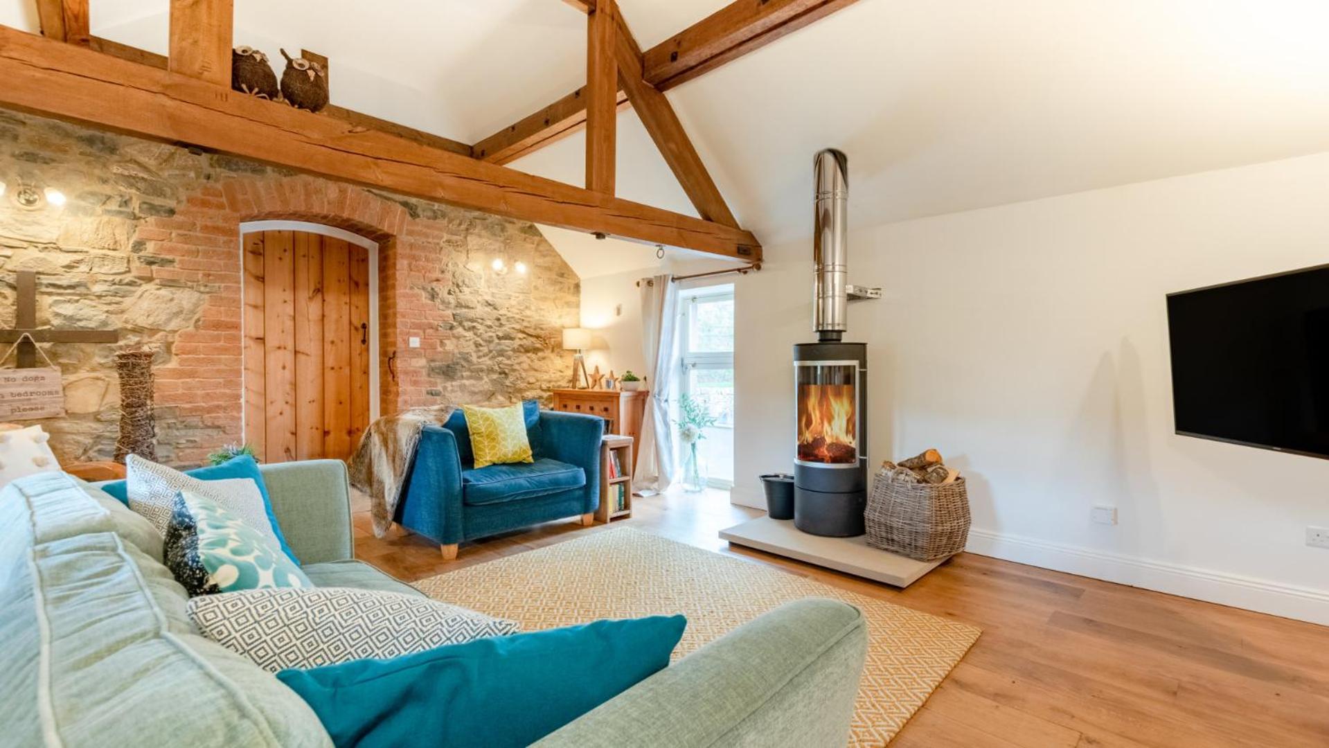 2 Bed in Ashbourne oc-dcbob view 2