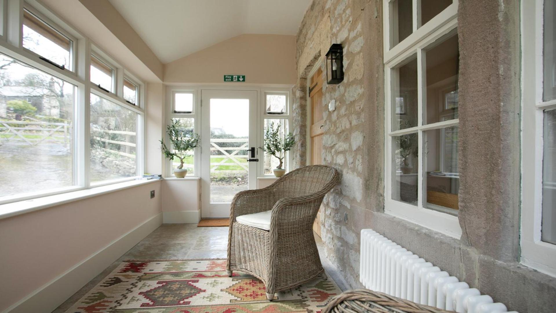 3 Bed in Grange Mill oc-dcspr