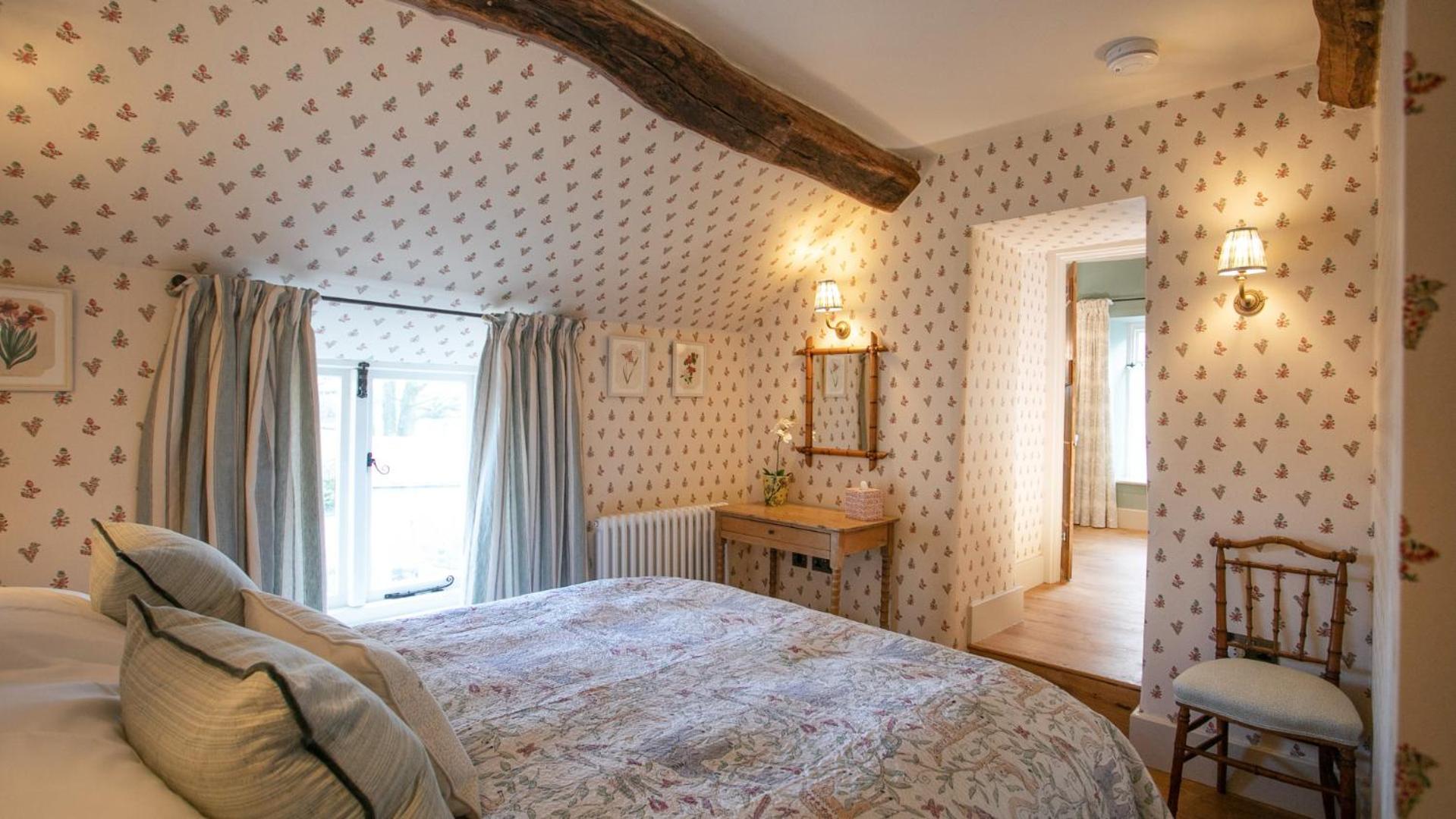 3 Bed in Grange Mill oc-dcspr