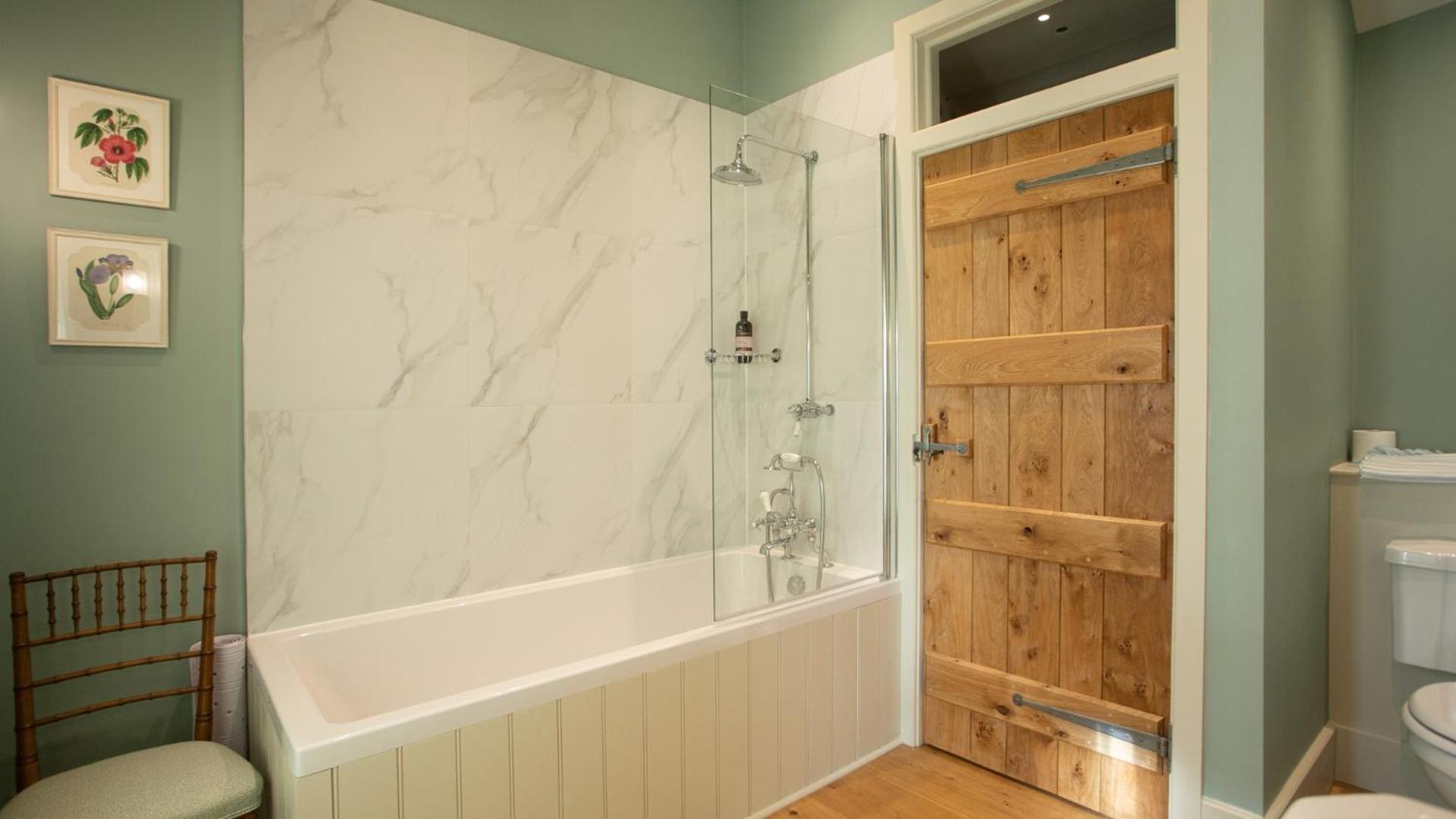 3 Bed in Grange Mill oc-dcspr