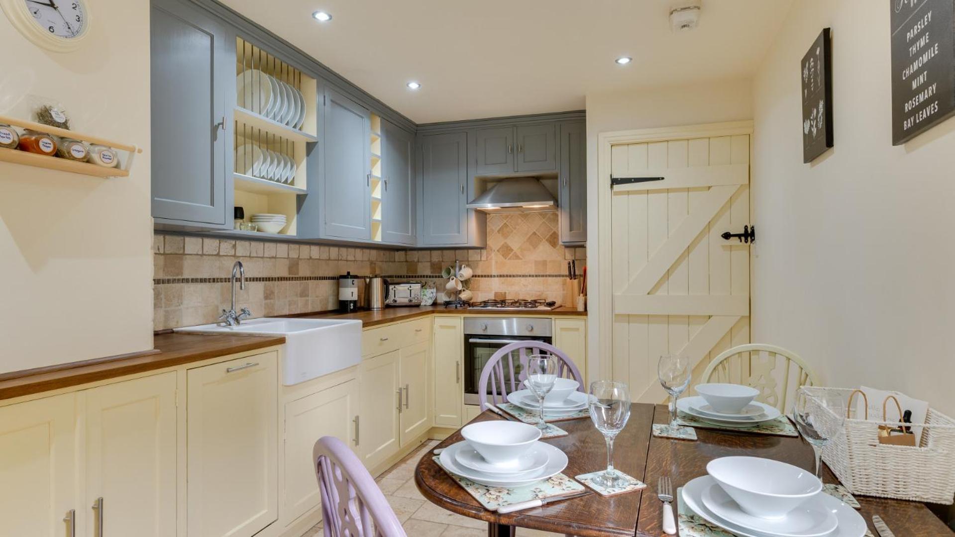 3 Bed in Hope Valley oc-dcherb