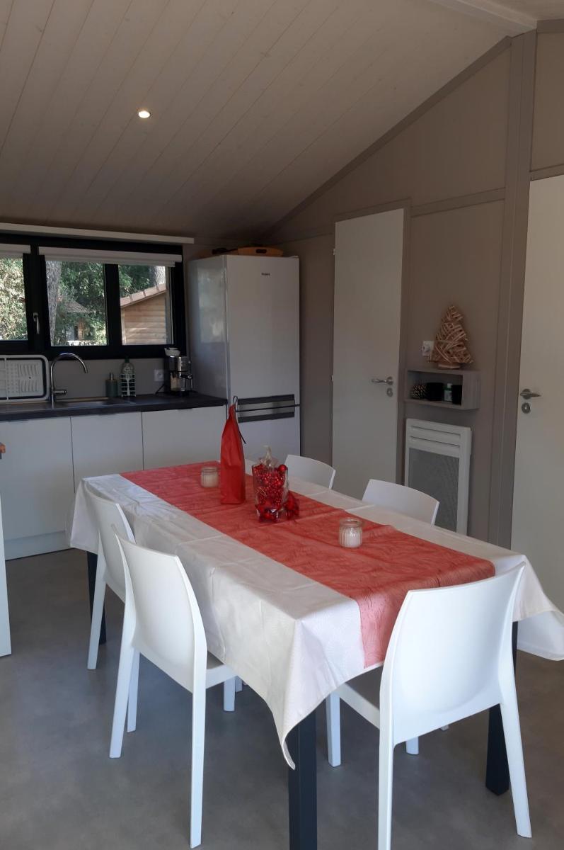 Chalet la lande view 2