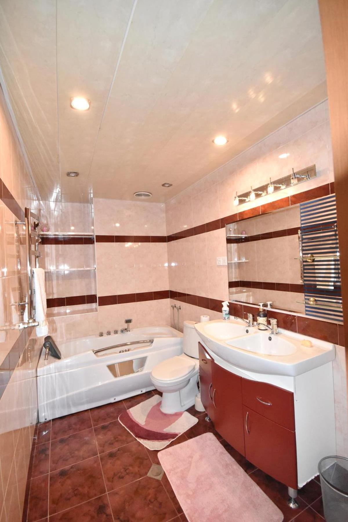 Prime Apartment 2 Bedrooms 2 Bathrooms (145 sq m)With Balconies,On Northern Avenue