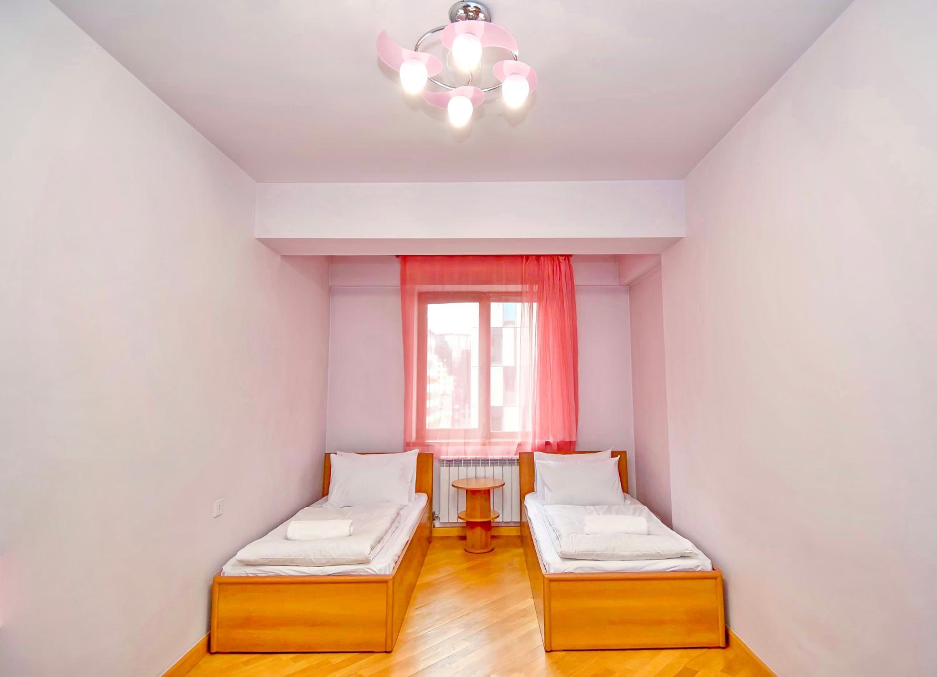 Prime Apartment 2 Bedrooms 2 Bathrooms (145 sq m)With Balconies,On Northern Avenue