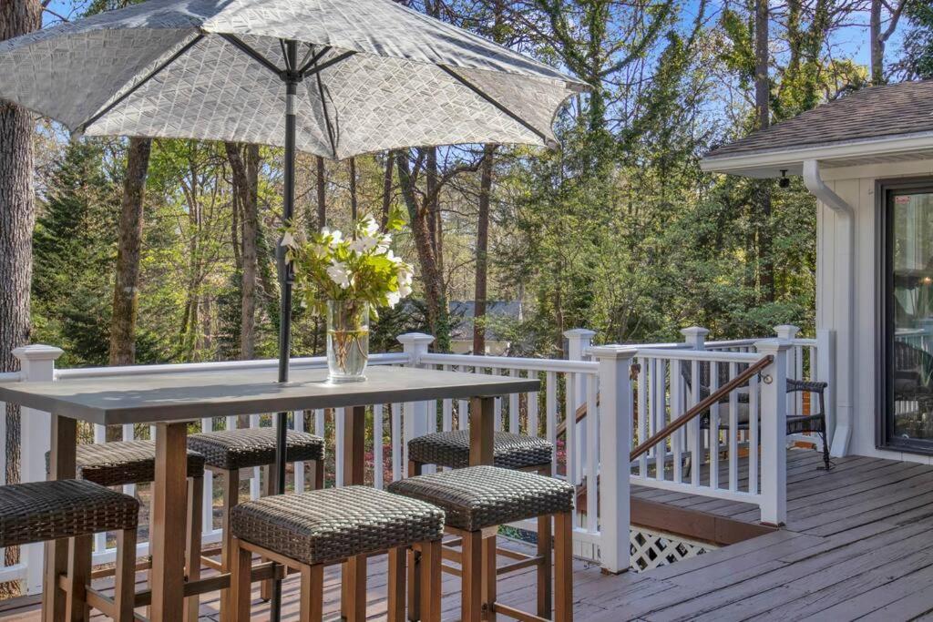 Cozy Retreat near Paris Mtn State Park Sleeps 12 view 3