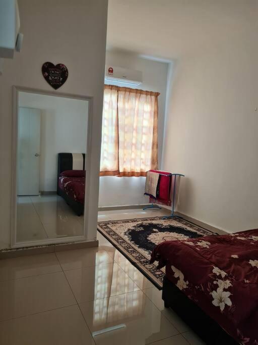D'has Homestay, Tmn Seri Impian, Kluang, Johor photo 5