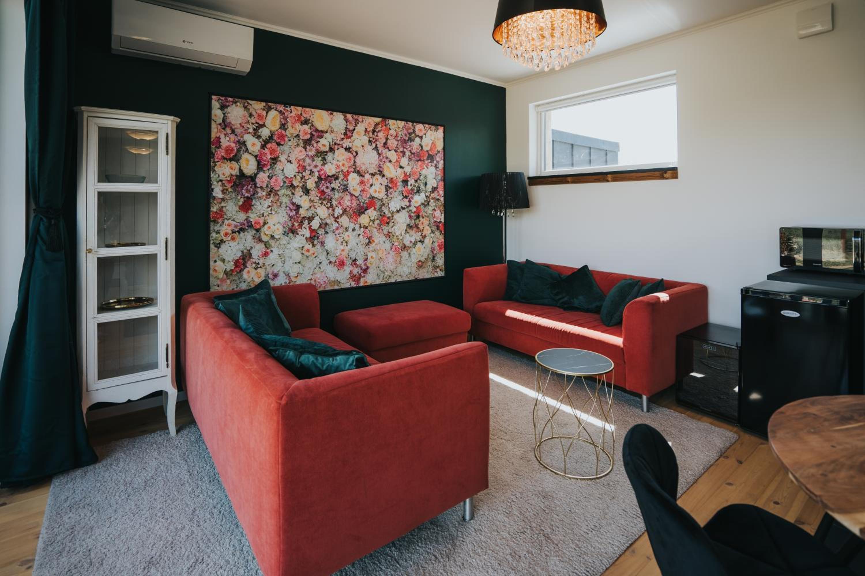 Halacs Homes- Boutique cabins, Boutique Cabin