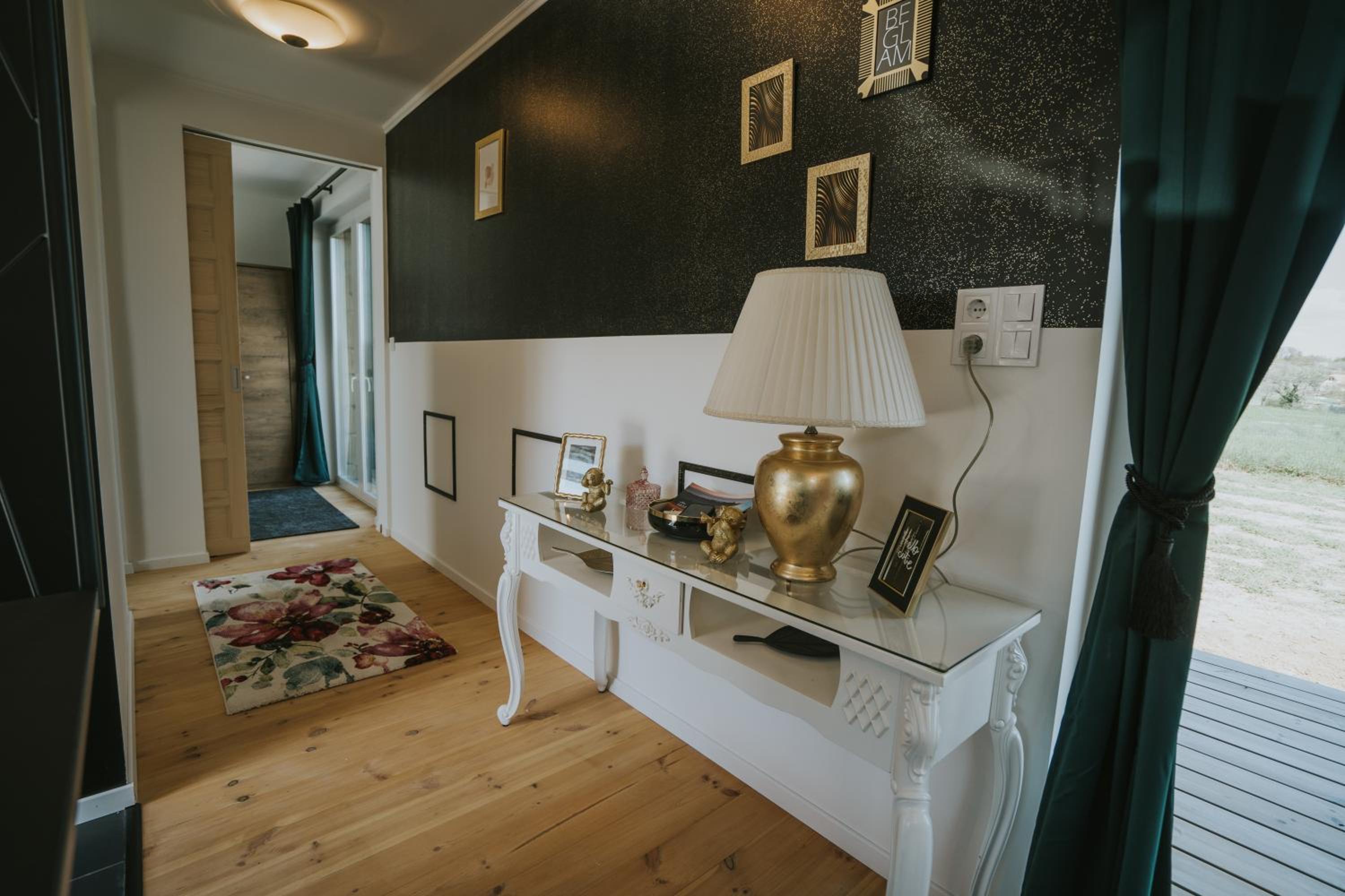 Halacs Homes- Boutique cabins, Boutique Cabin