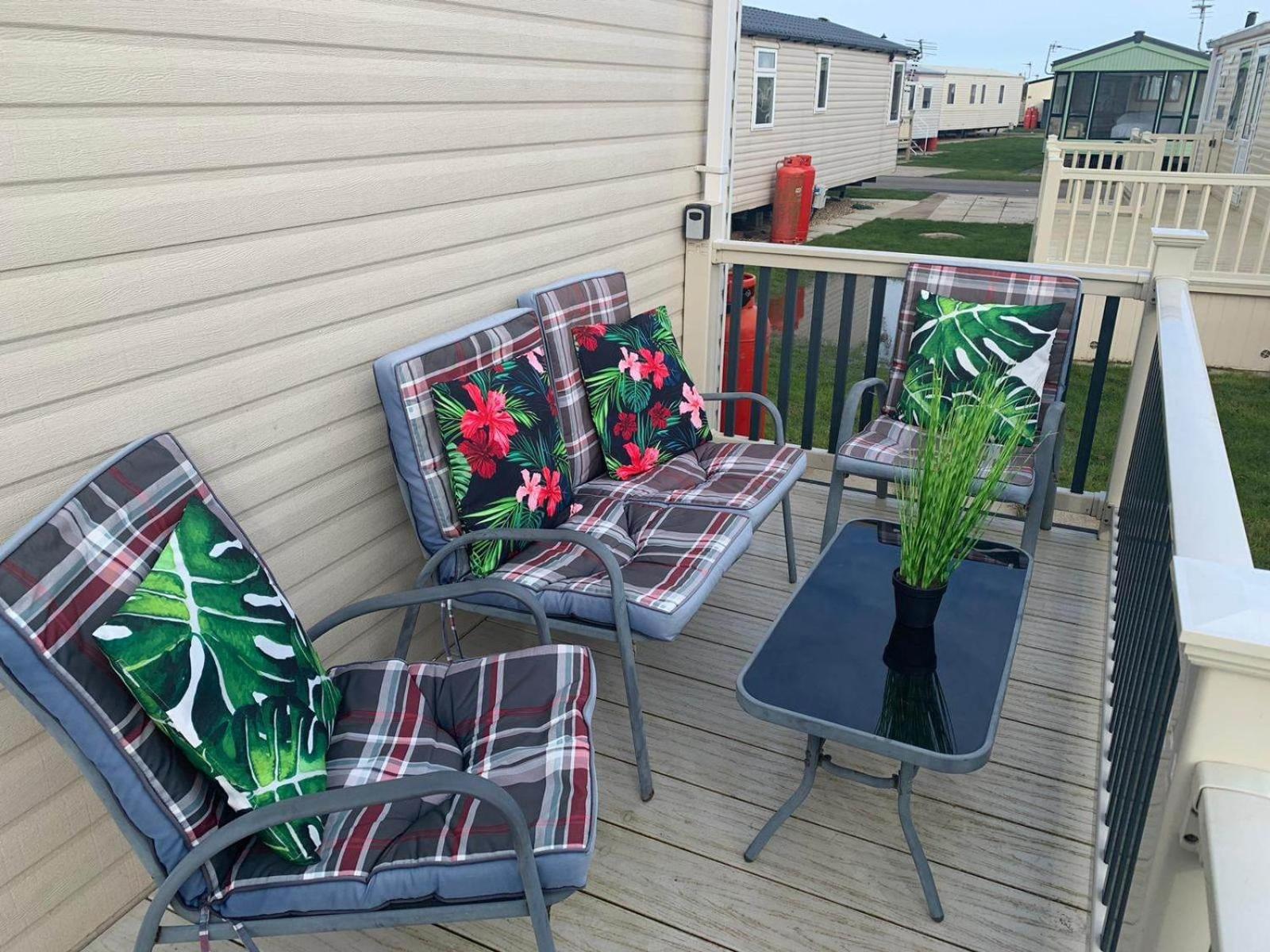 3 bed deluxe Golden Palm ML47 sleeps 8
