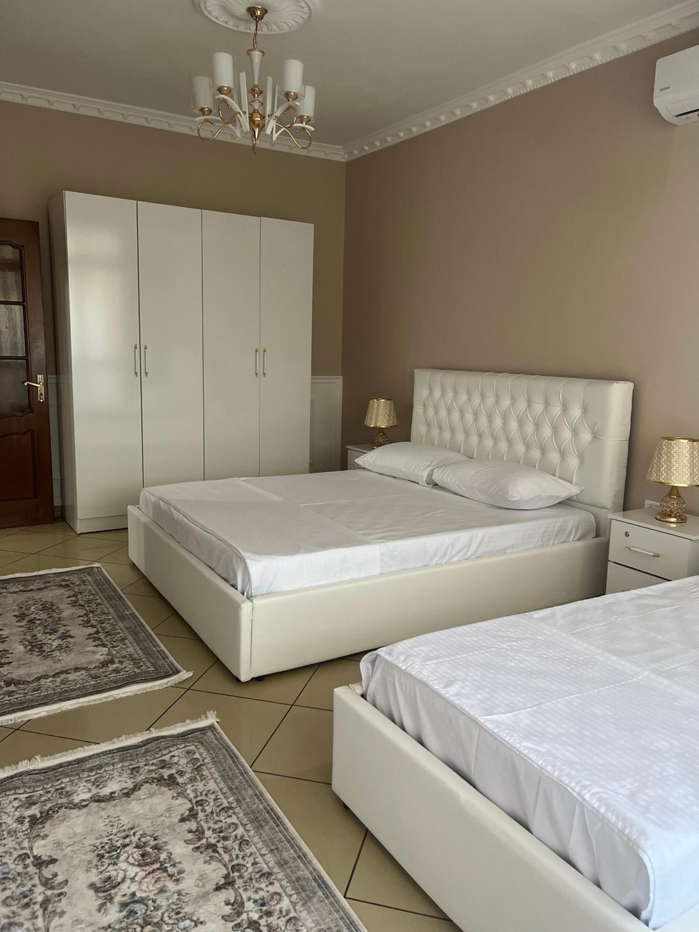 SaEl Apartments