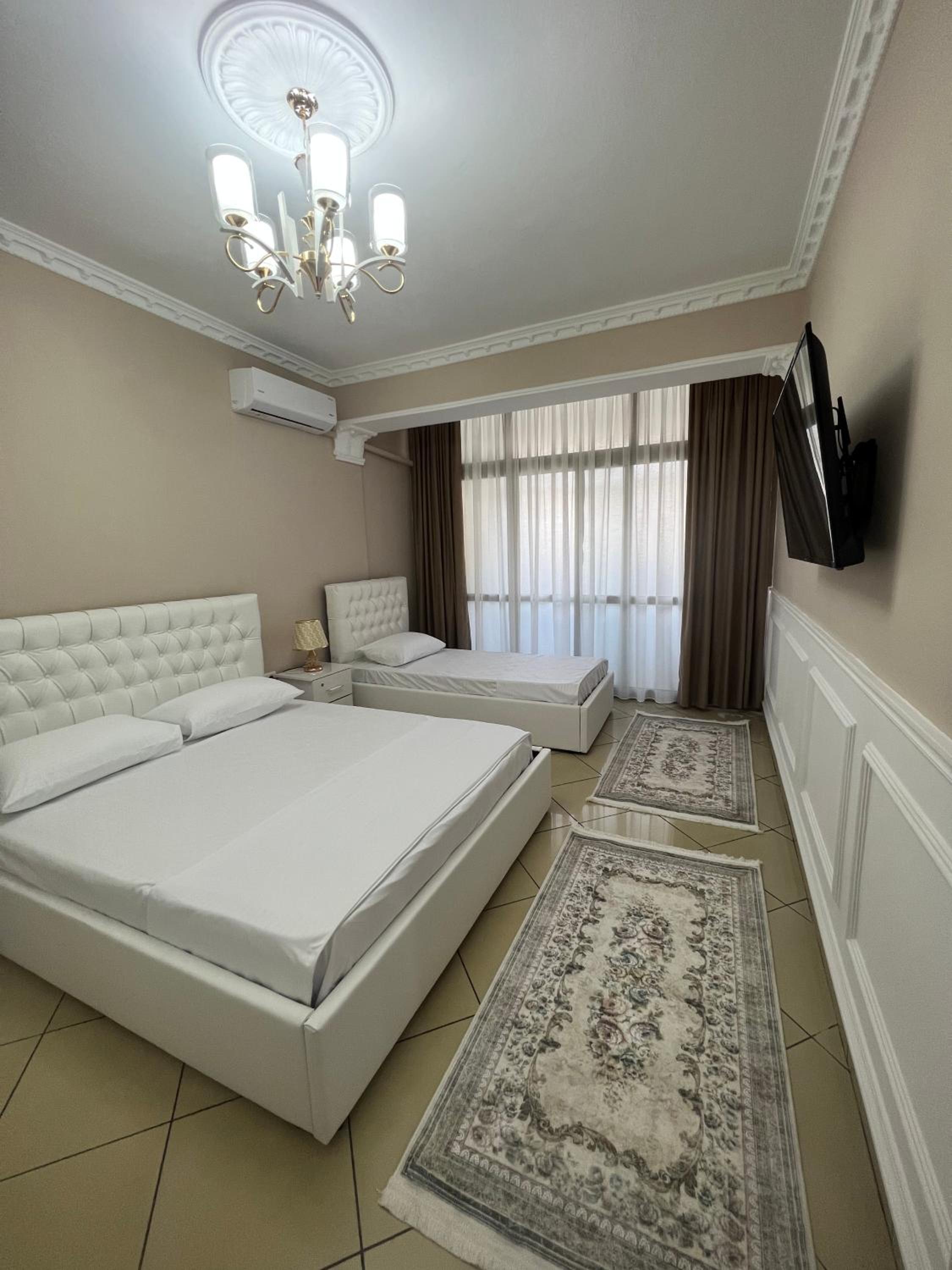 SaEl Apartments