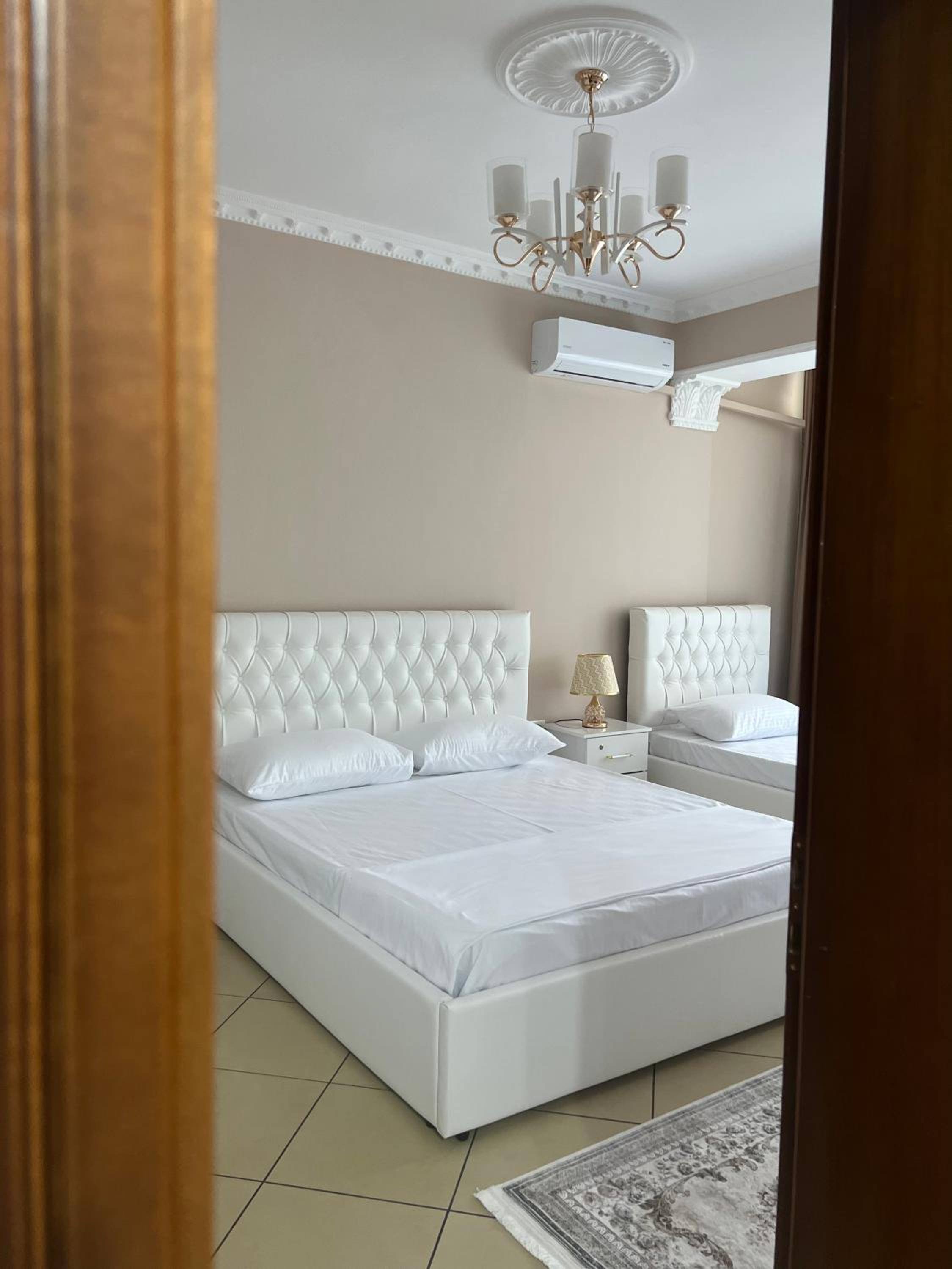 SaEl Apartments