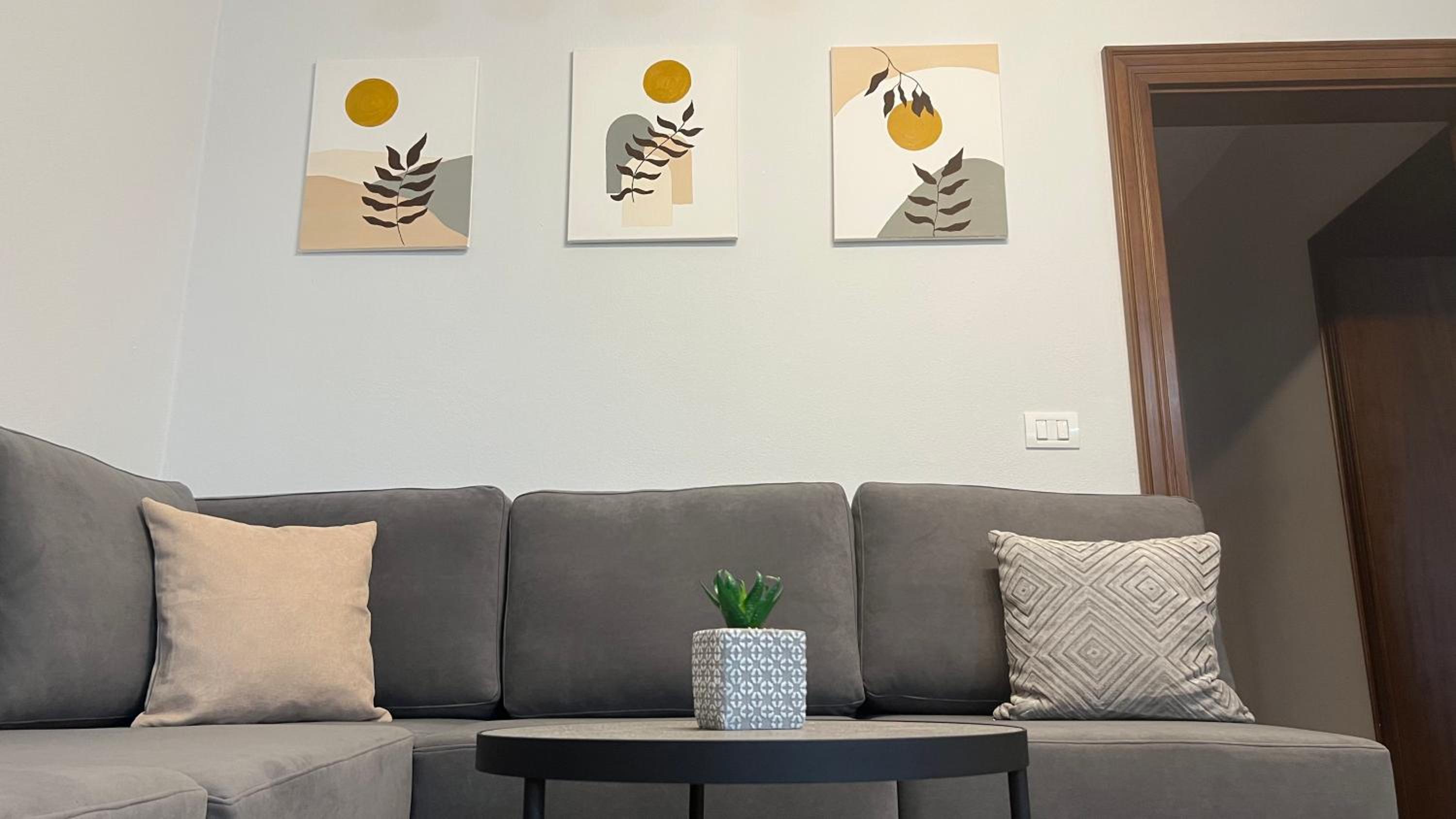 SaEl Apartments