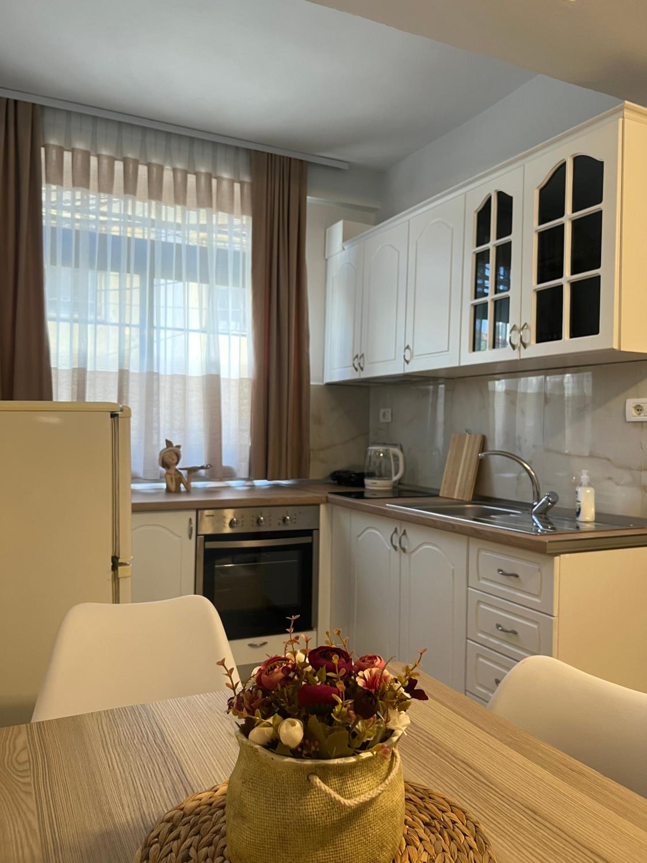 SaEl Apartments