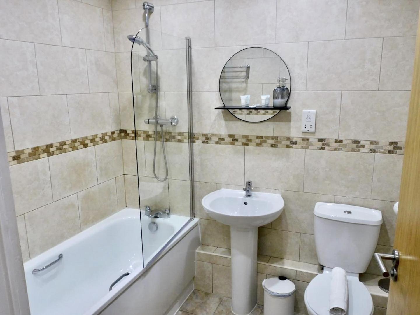 Stylish 2-Bed Apartment in Manchester City Centre