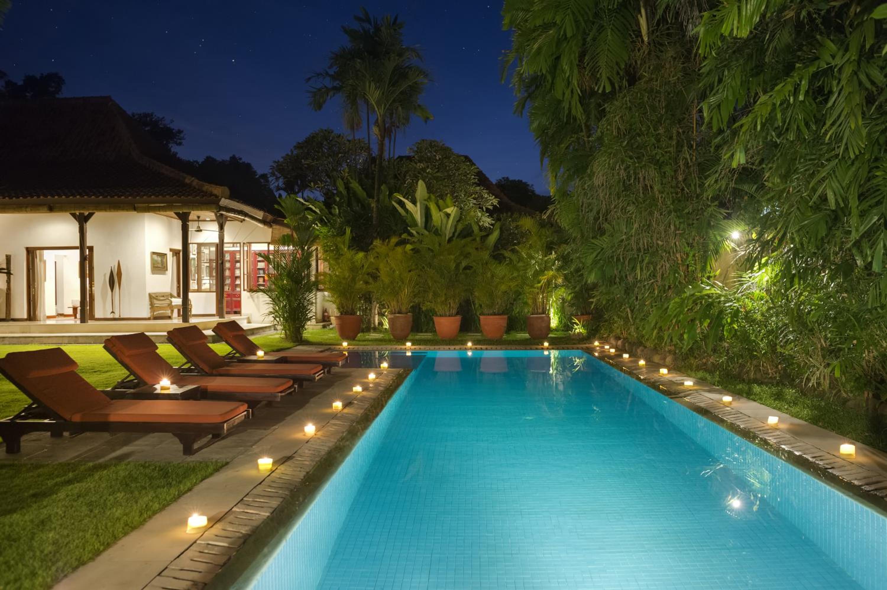Villa Eight