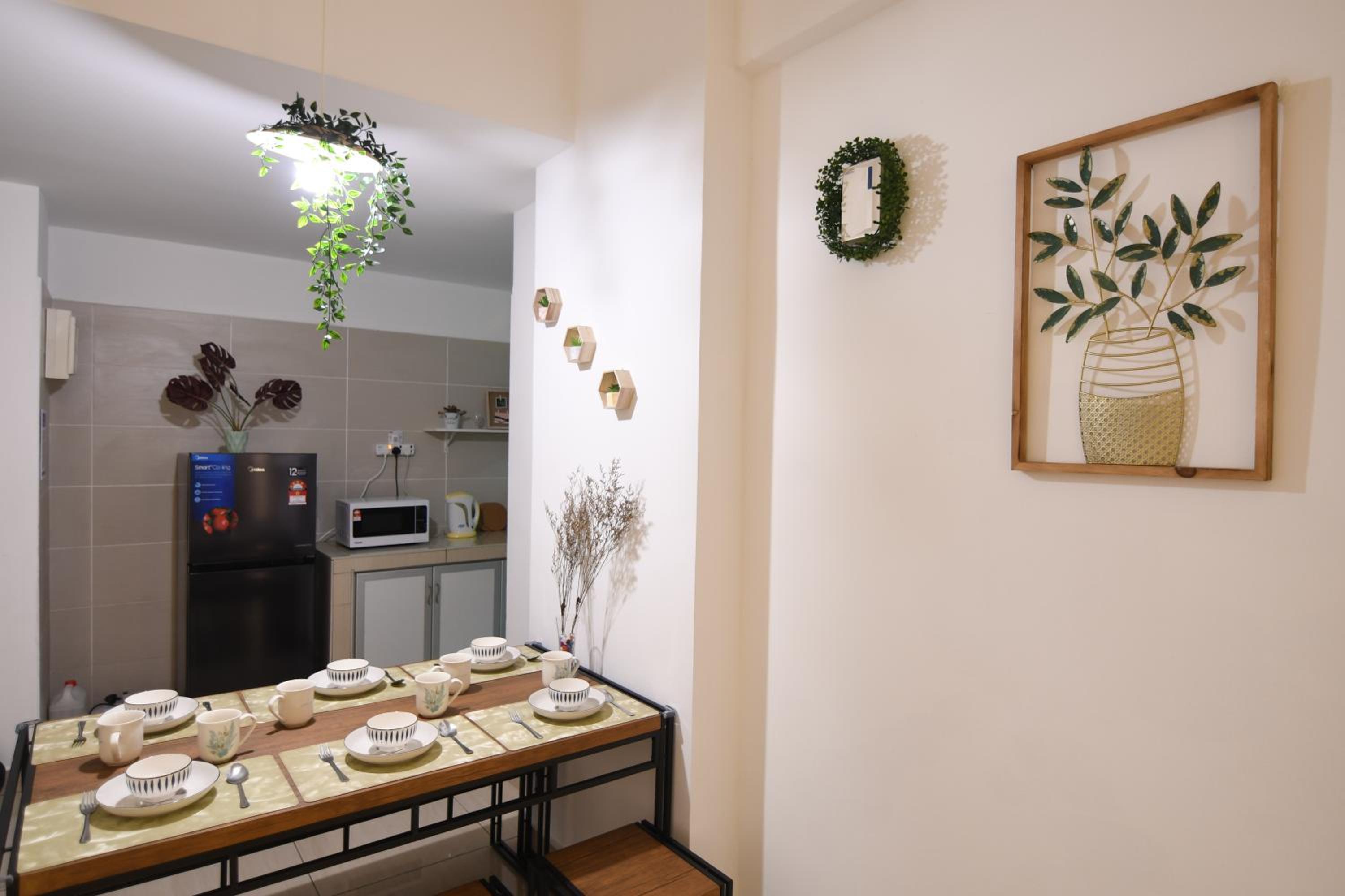 Mount Austin Midori Green 8 Pax Free Wi-Fi 500Mbps Netflix