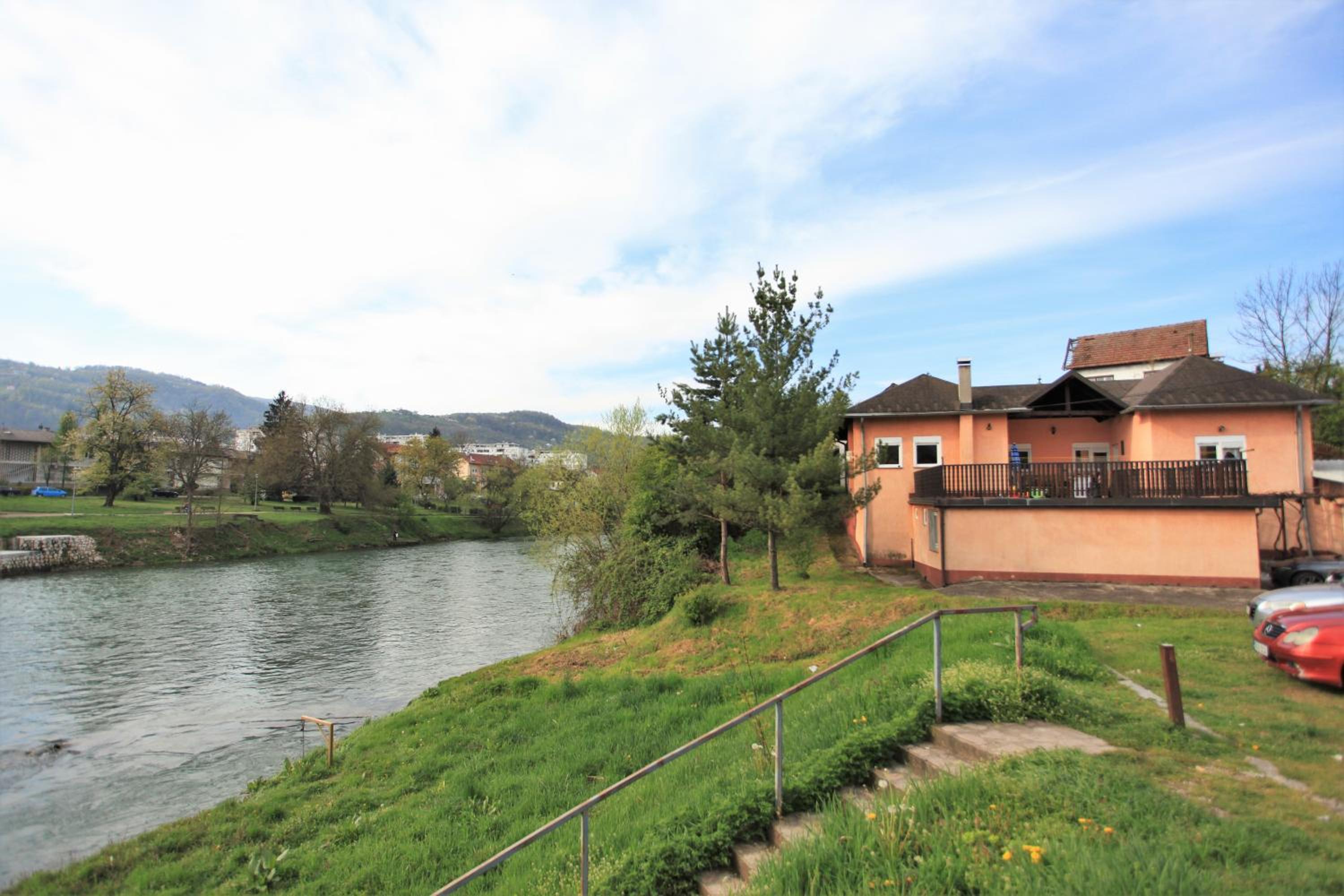 Riverside Panorama Apartment 1 near City Center Brko 1