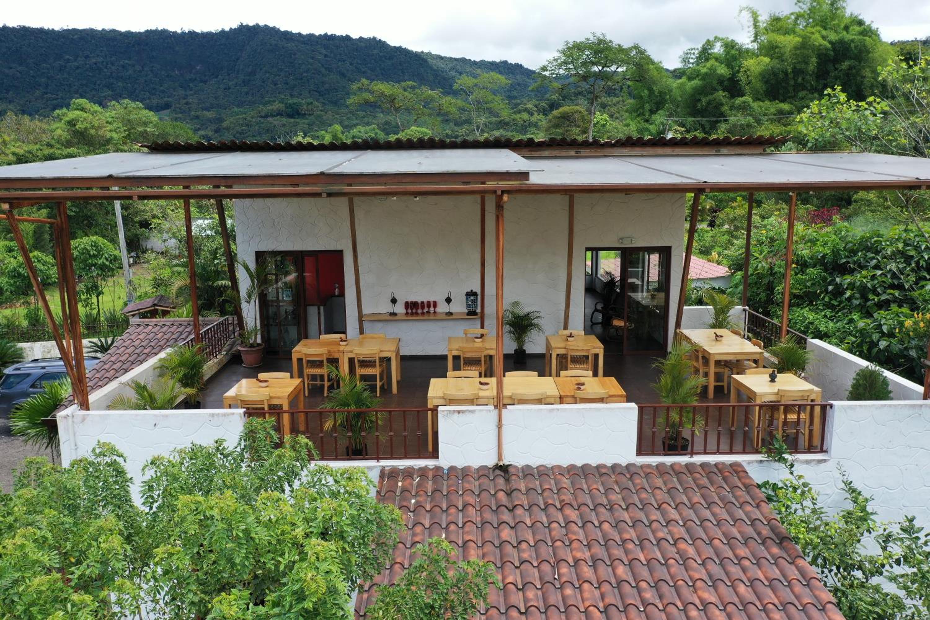 Coffee Lodge Cristal Glamping & Spa