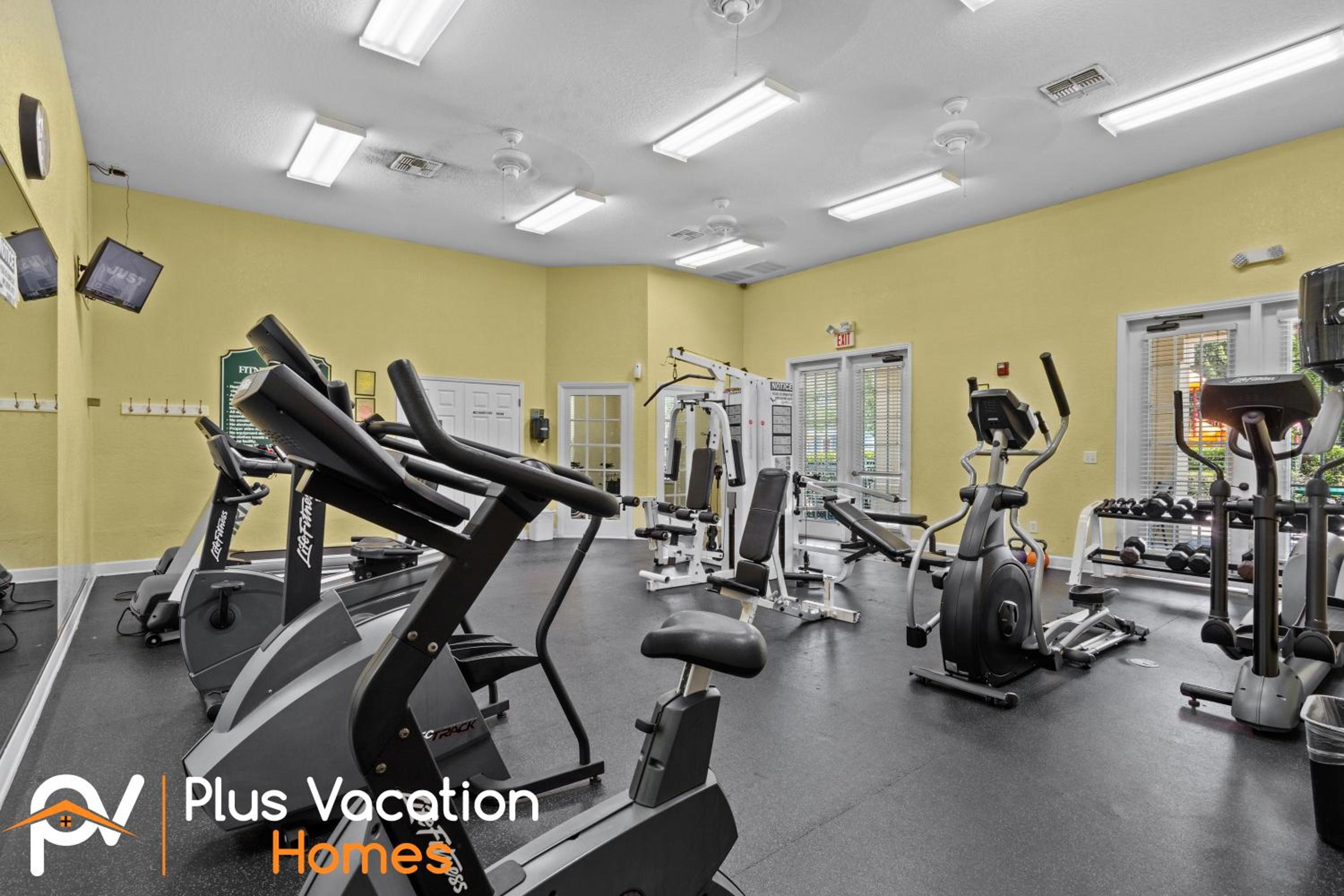 2222 Venettian Bay retreat- 3 bedroom full of amenities view 4