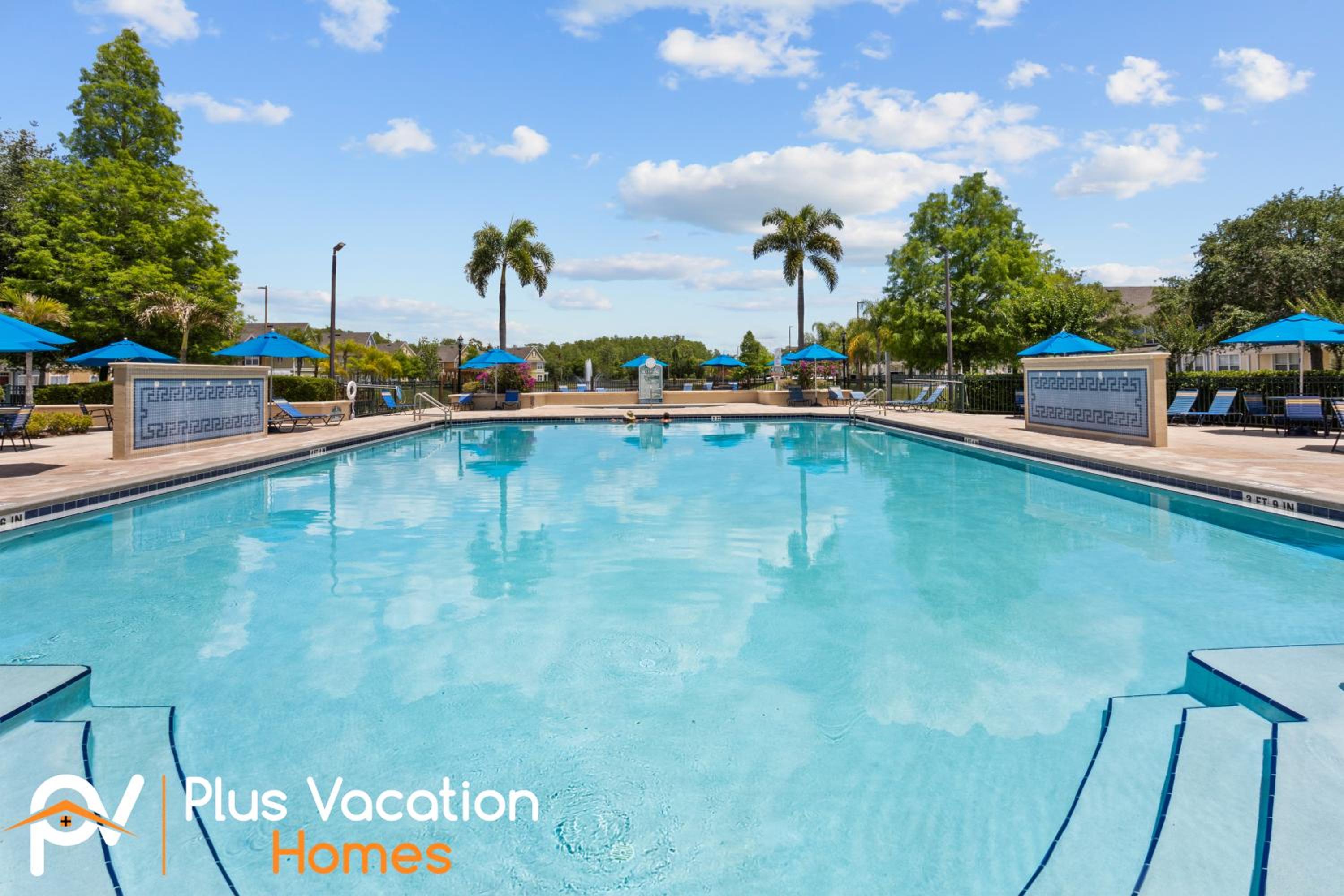 2222 Venettian Bay retreat- 3 bedroom full of amenities view 2