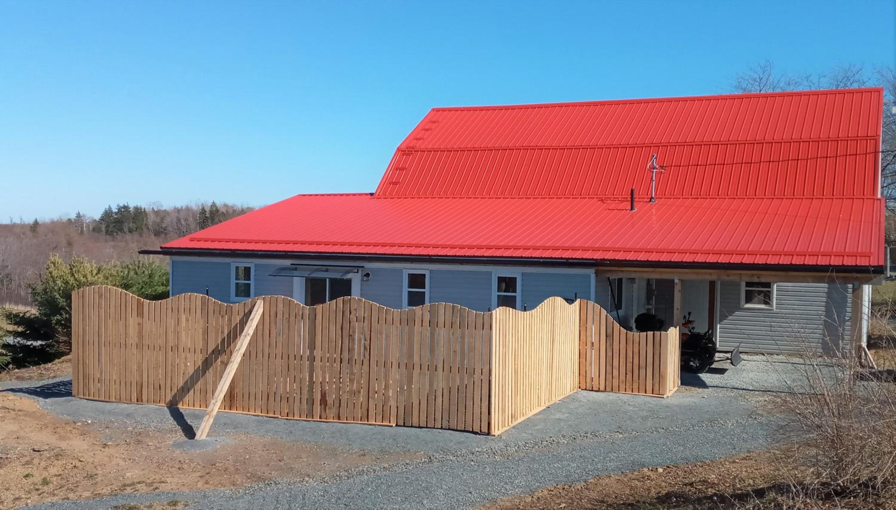 Red Roof Bed & Breakfast