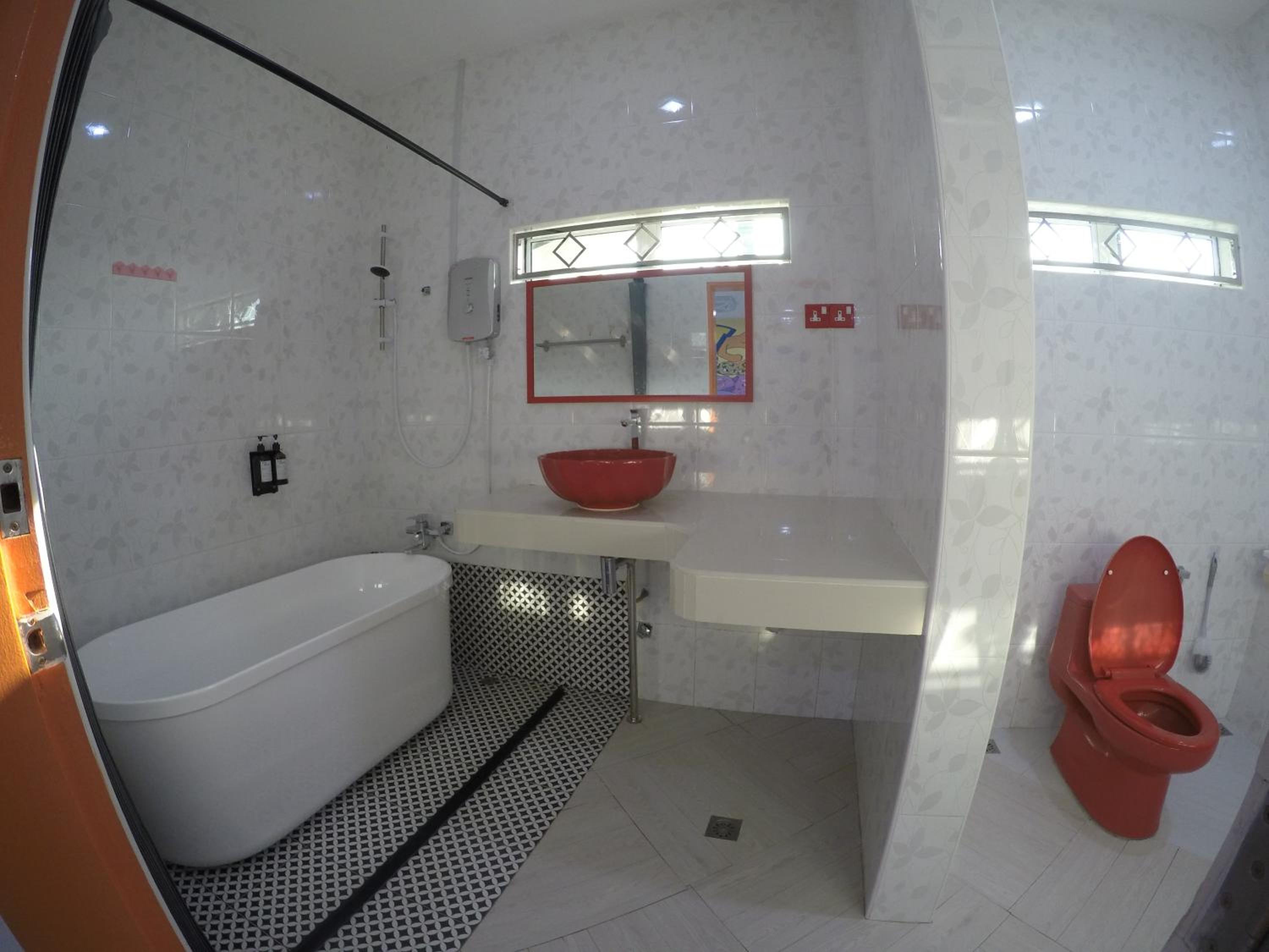 Photo 47