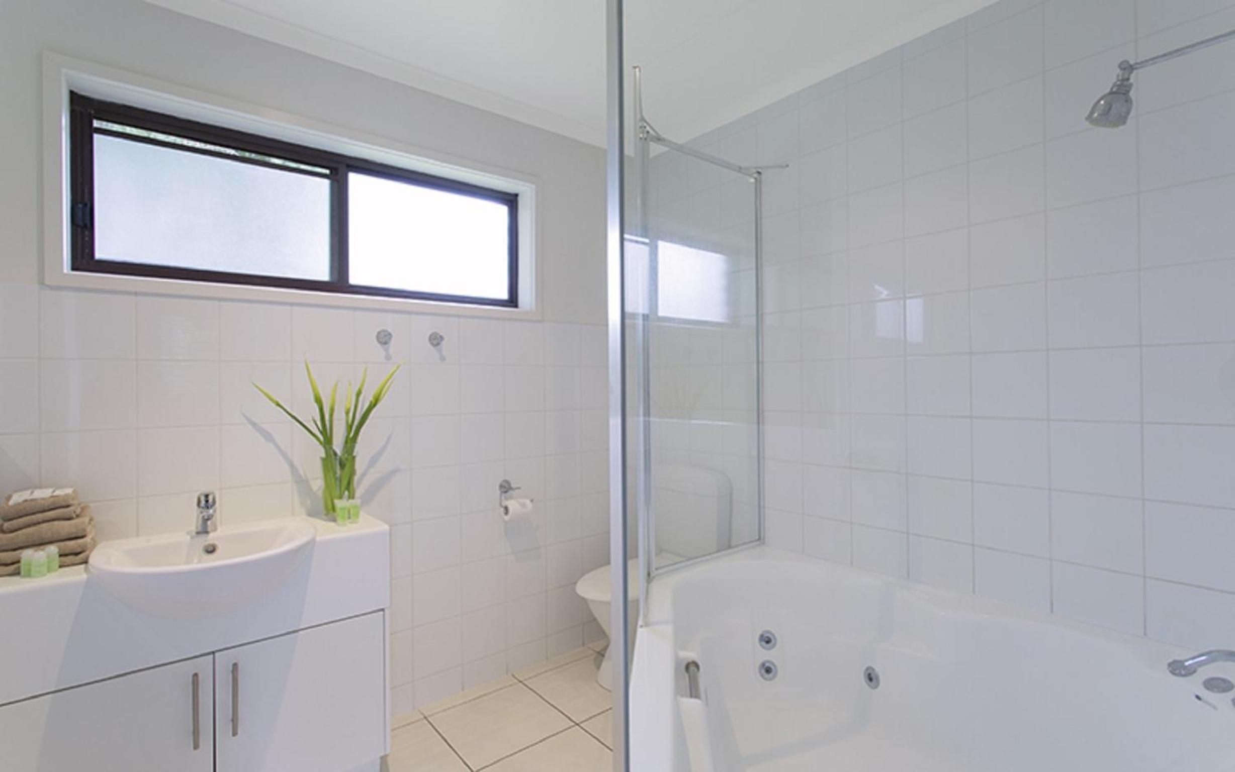Best Western Colonial Village Motel