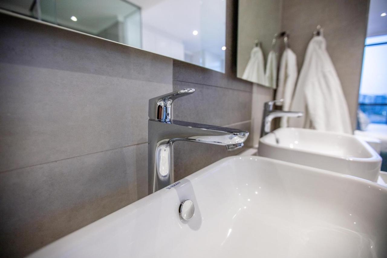 Azalia Apartments - Masingita Towers, Sandton