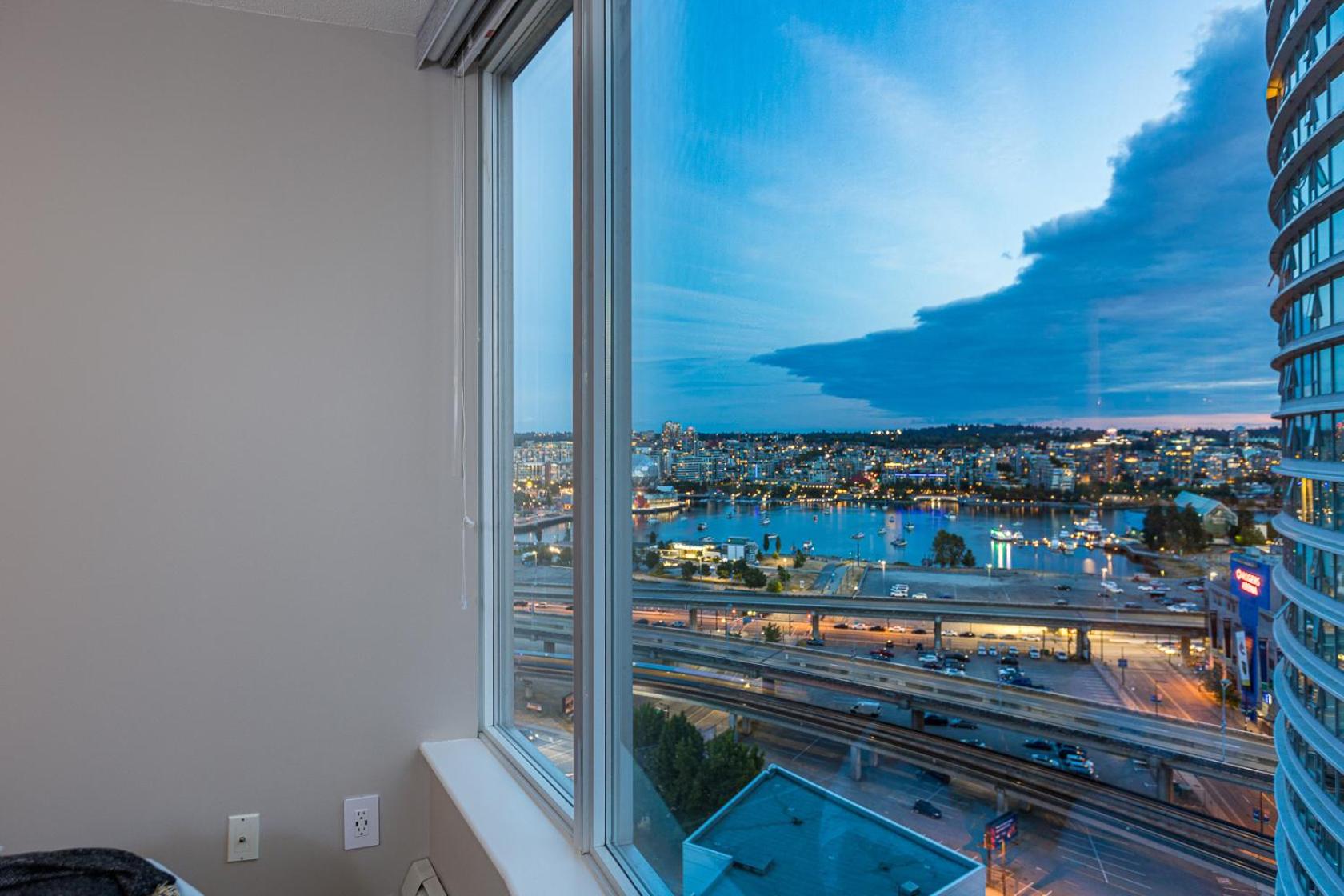 Vancouver Nest Downtown 2BR near Rogers Arena