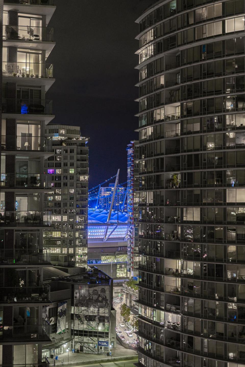 Vancouver Nest Downtown 2BR near Rogers Arena