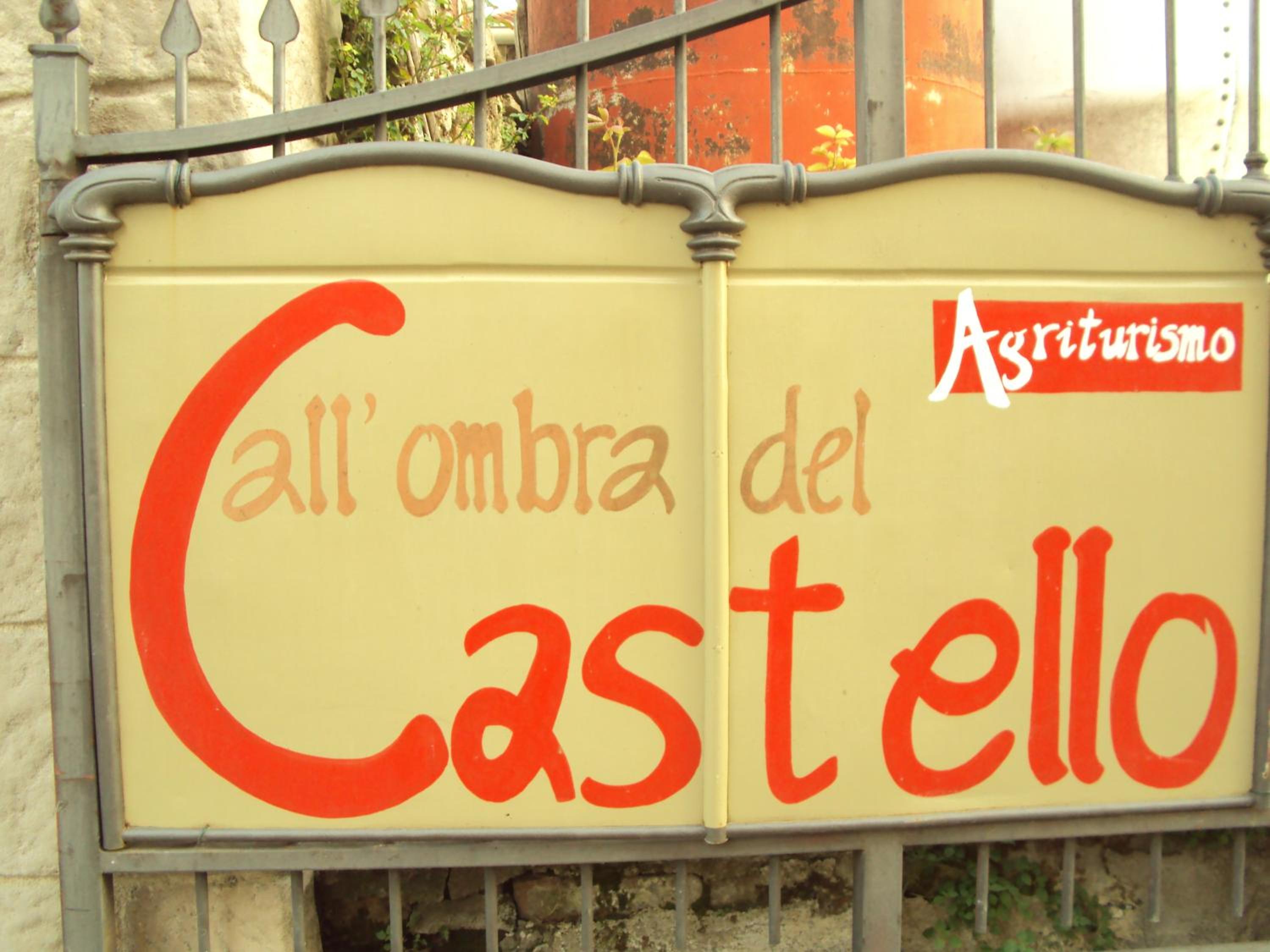 All'Ombra del Castello
