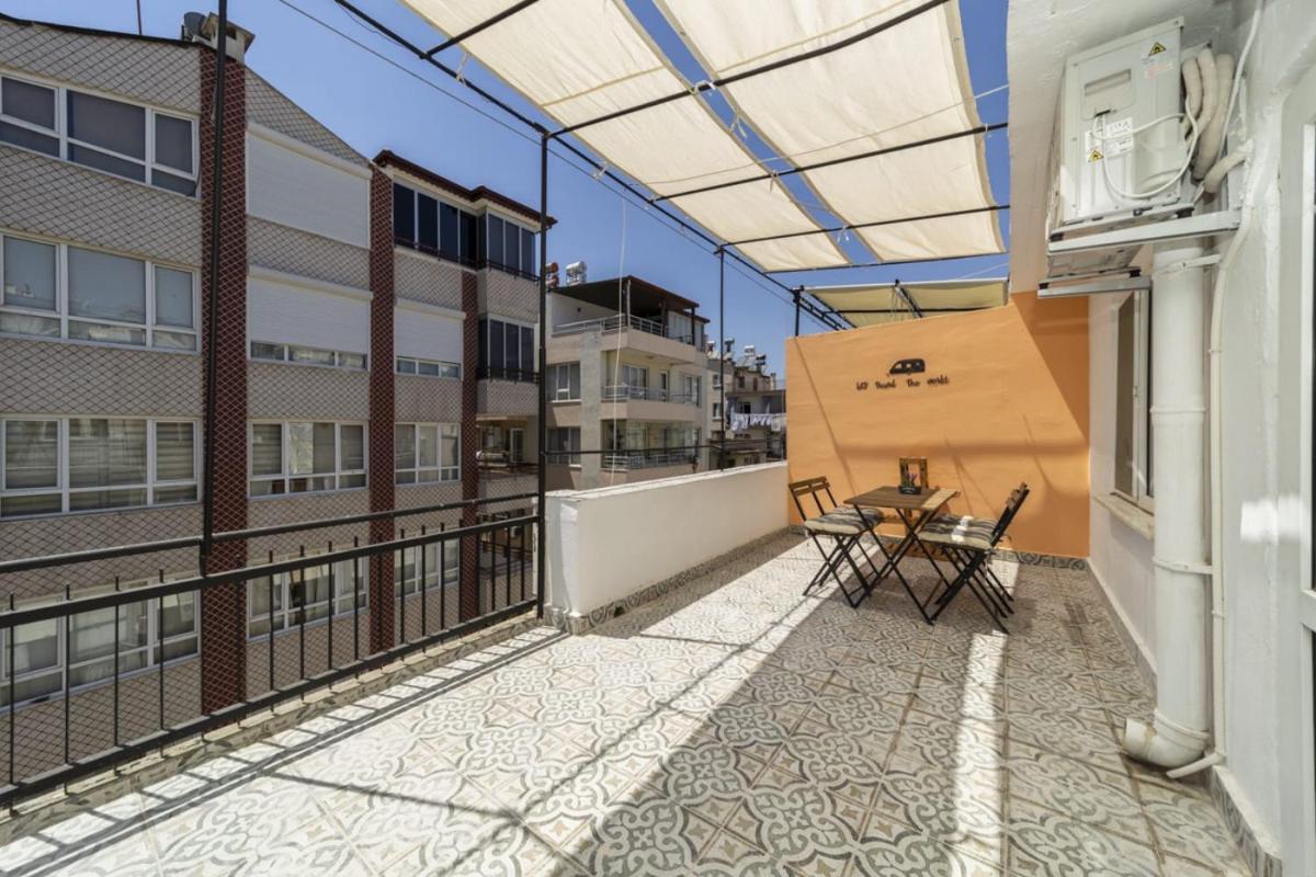 balcony