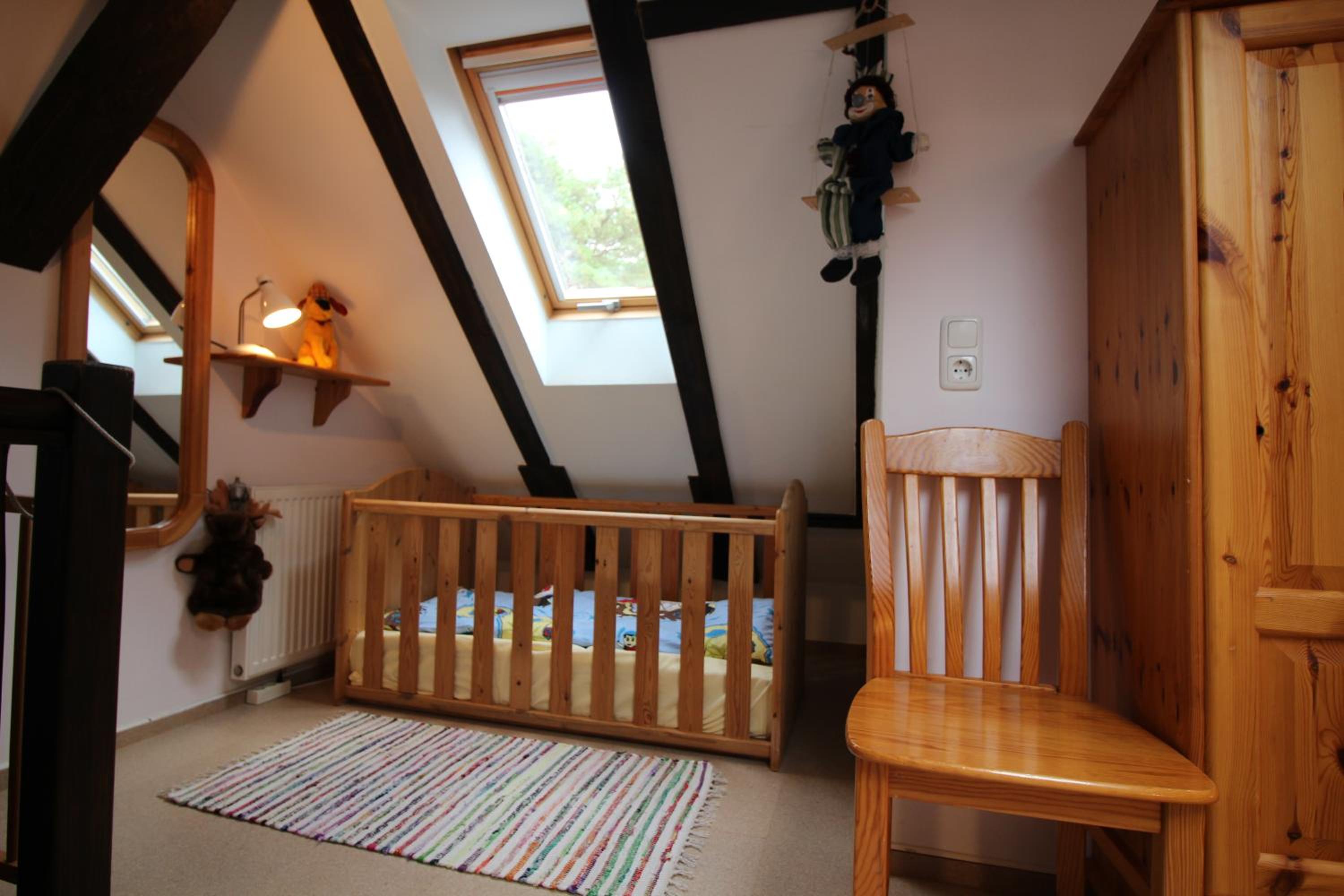 Strandvilla Hubertus Boltenhagen - H7 - Ferienwohnung Maisonette Apartment Kandinsky mit seitlichem Meerblick Parkplatz WLAN voll ausgestattete Küche Garte