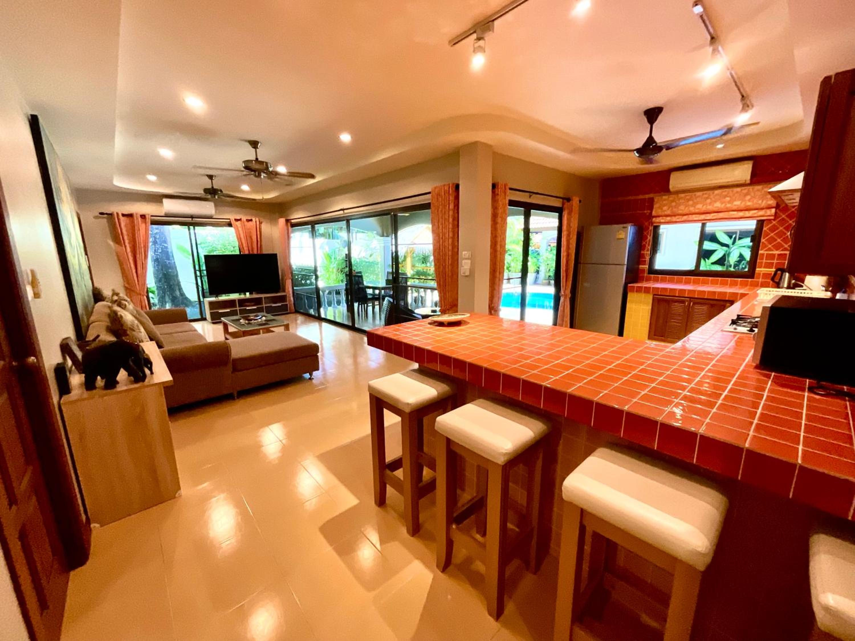 Coconut Paradise Holiday Villas
