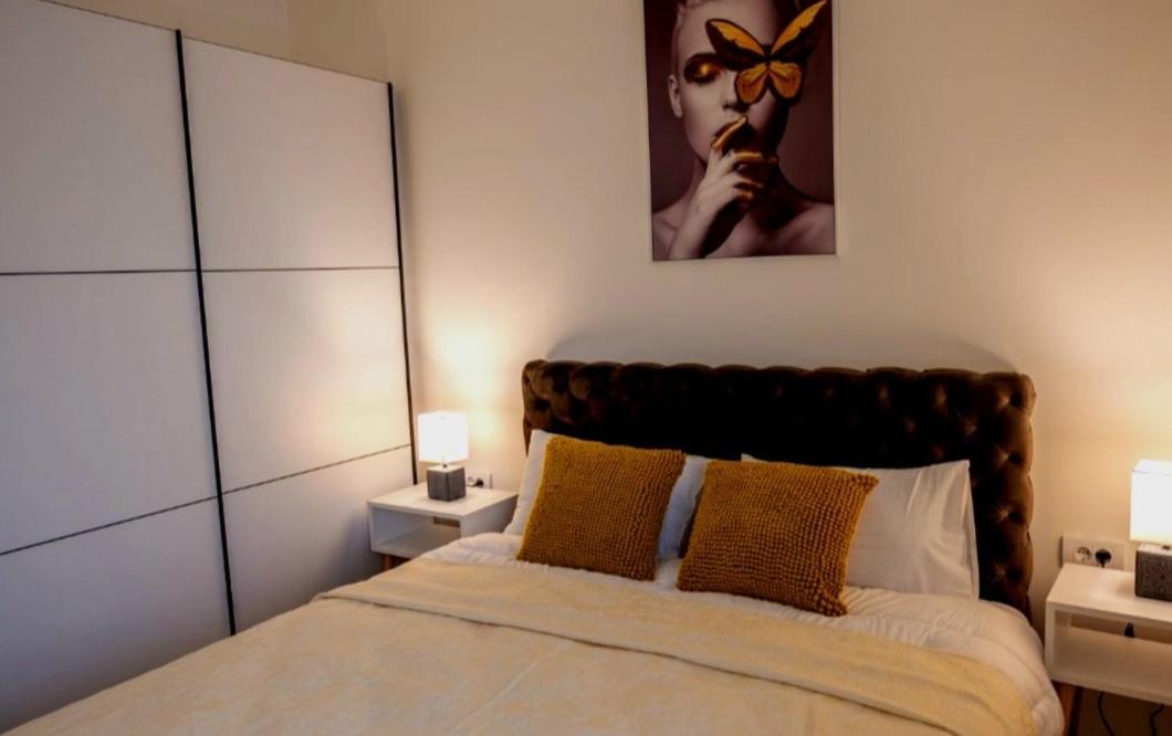 Apartment Leona