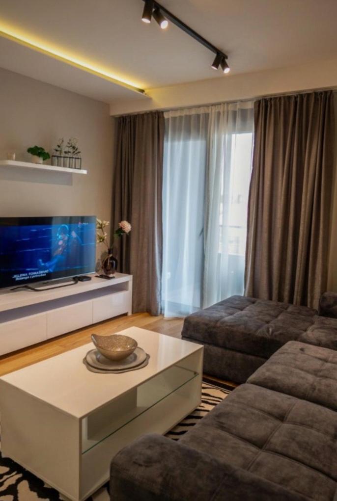 Apartment Leona