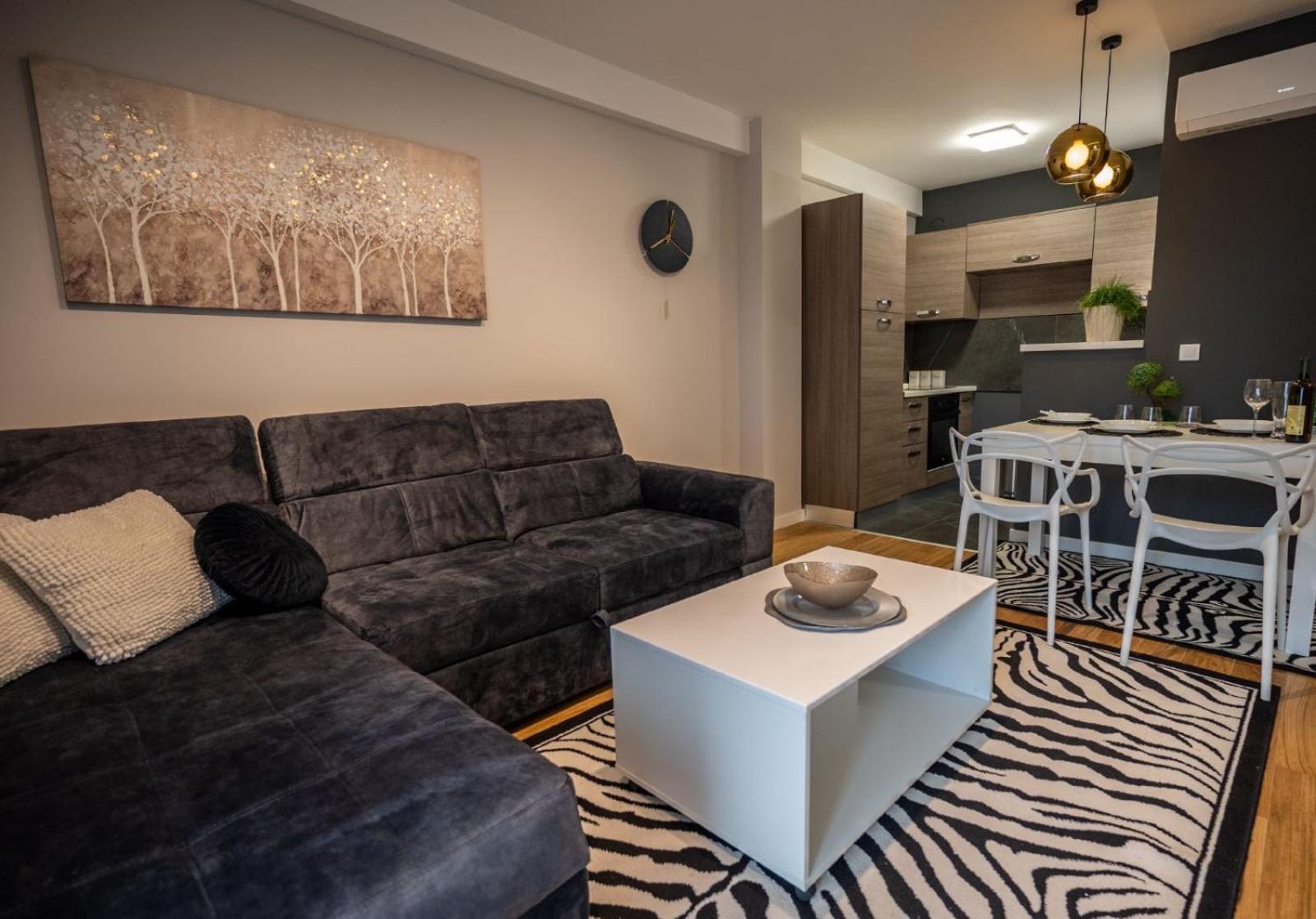 Apartment Leona