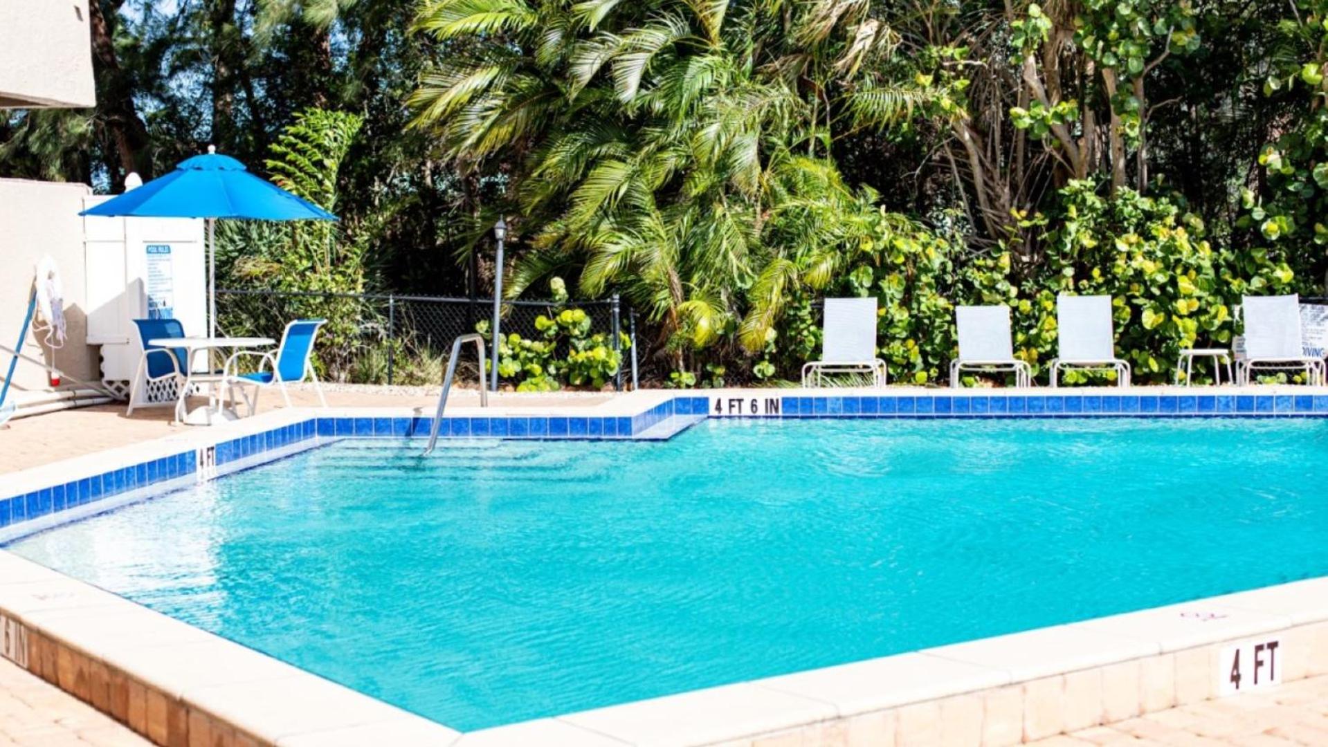 Longboat Bay Club by CoolVacay
