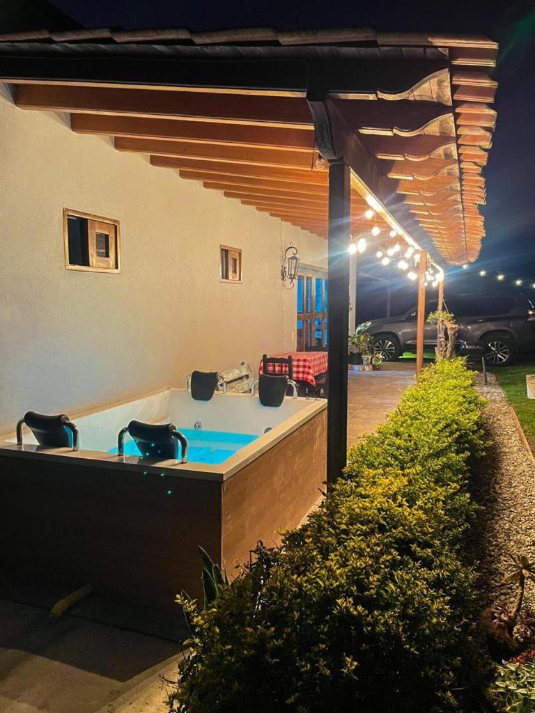 Buho Cabaña Santa Elena