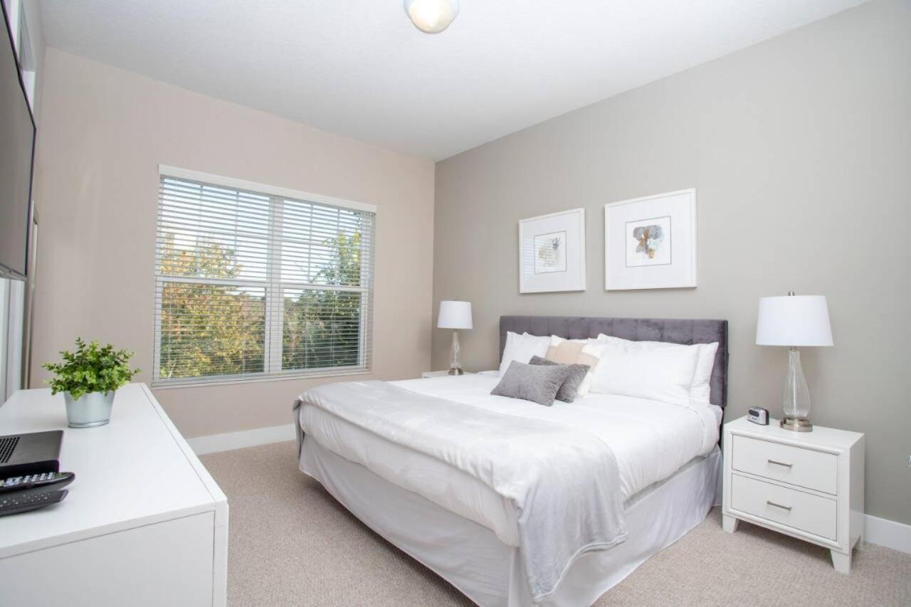 Dreamscape NEW 4 Suites Villa 5 min to Disney