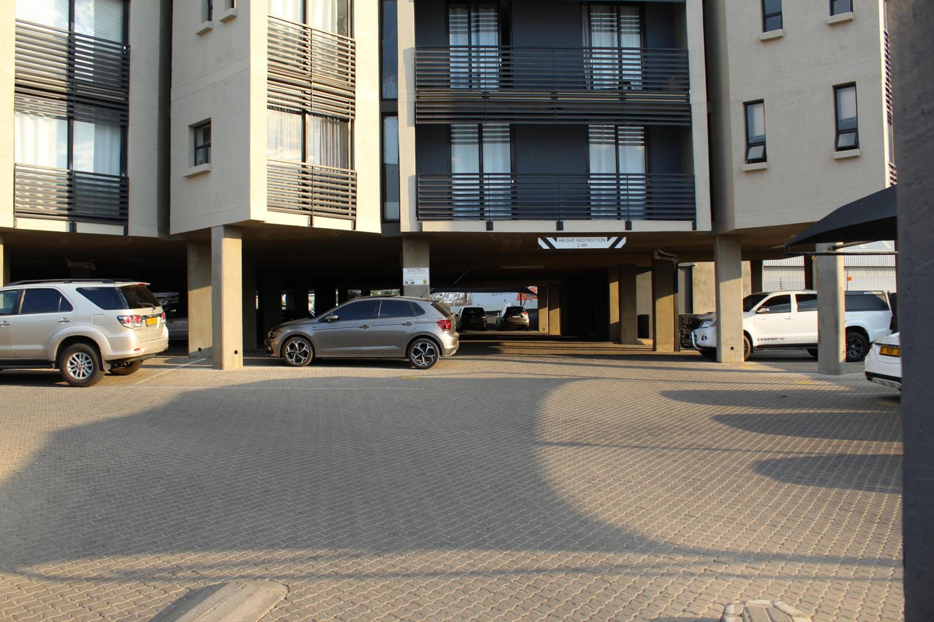 Photo 25